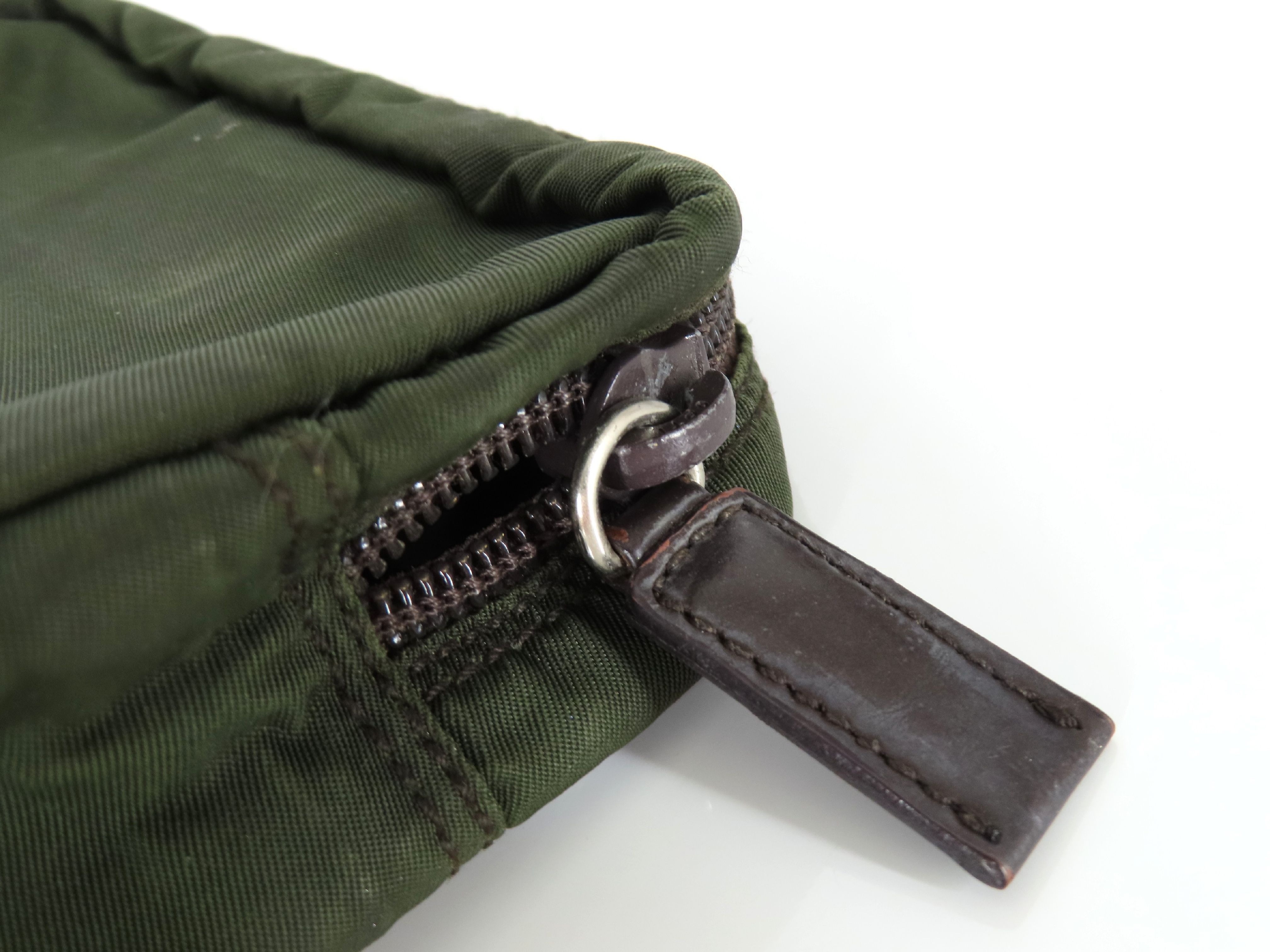 pouch with triangular plate, Tessuto nylon, khaki. — view 5