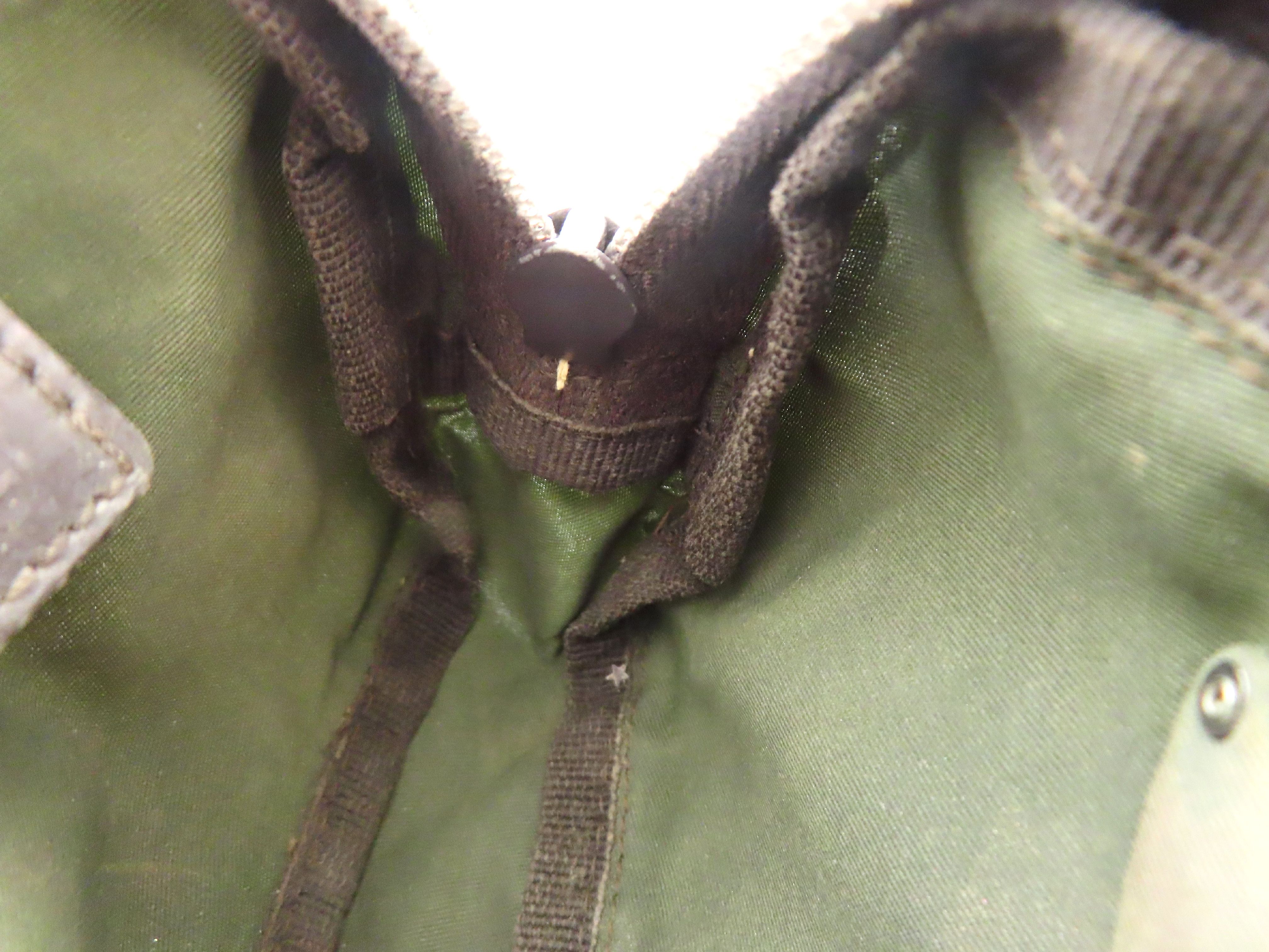 pouch with triangular plate, Tessuto nylon, khaki. — view 7
