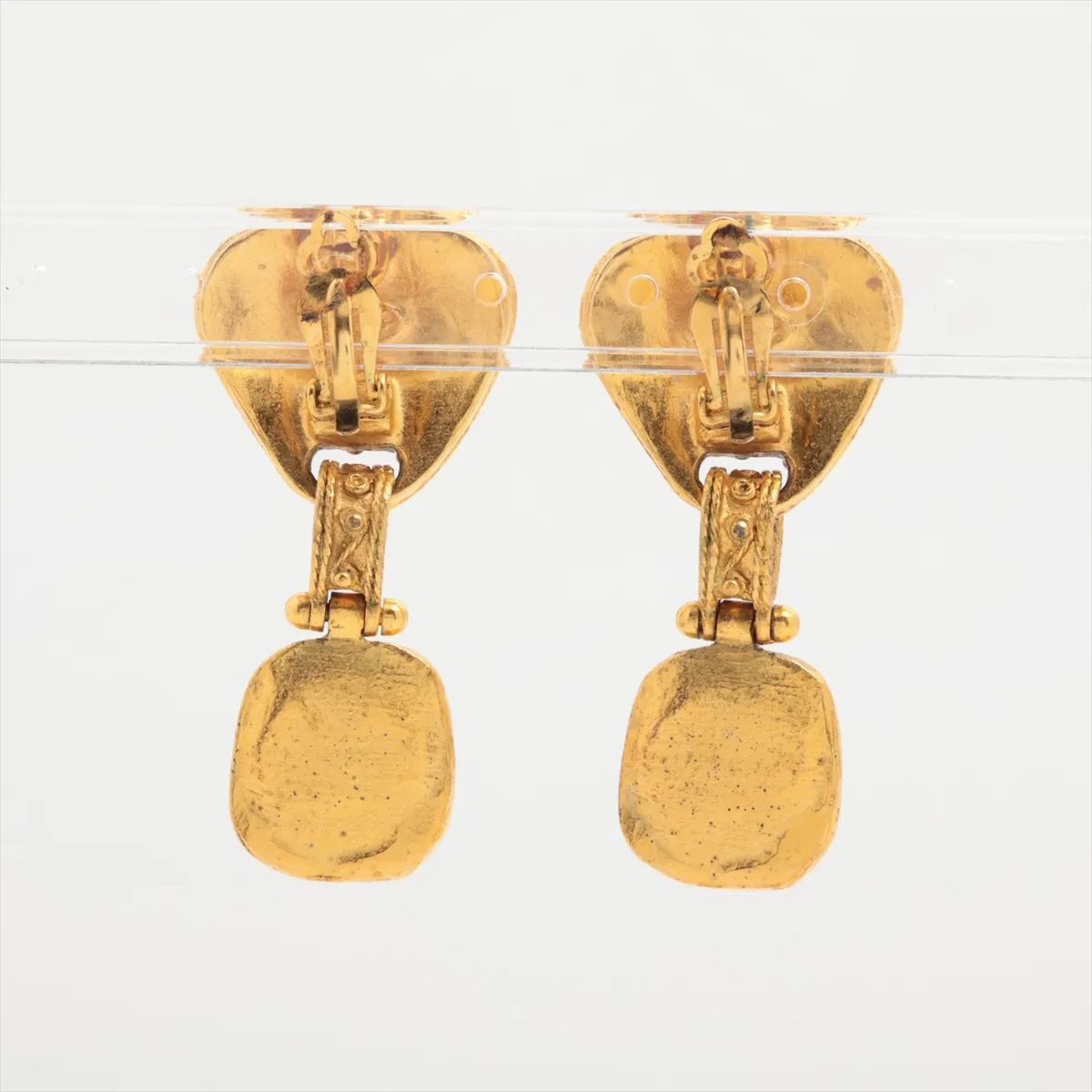 Cocomark Gripore 94A Earrings (for both ears) GP x Colored Stone Gold x Green — view 2