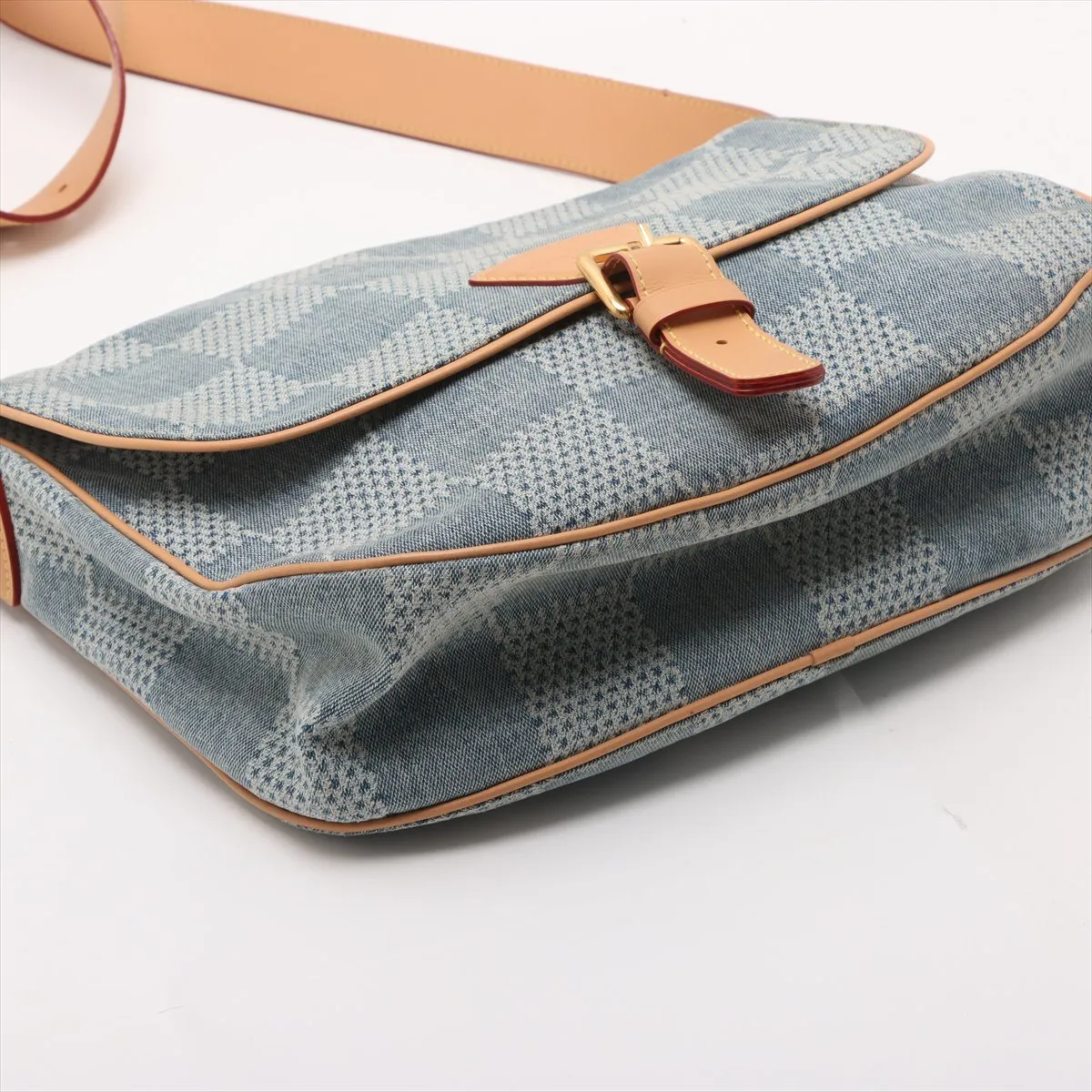 Damier Denim 3D Montsouris Messenger MM N40743 Red (RFID detected) — view 4