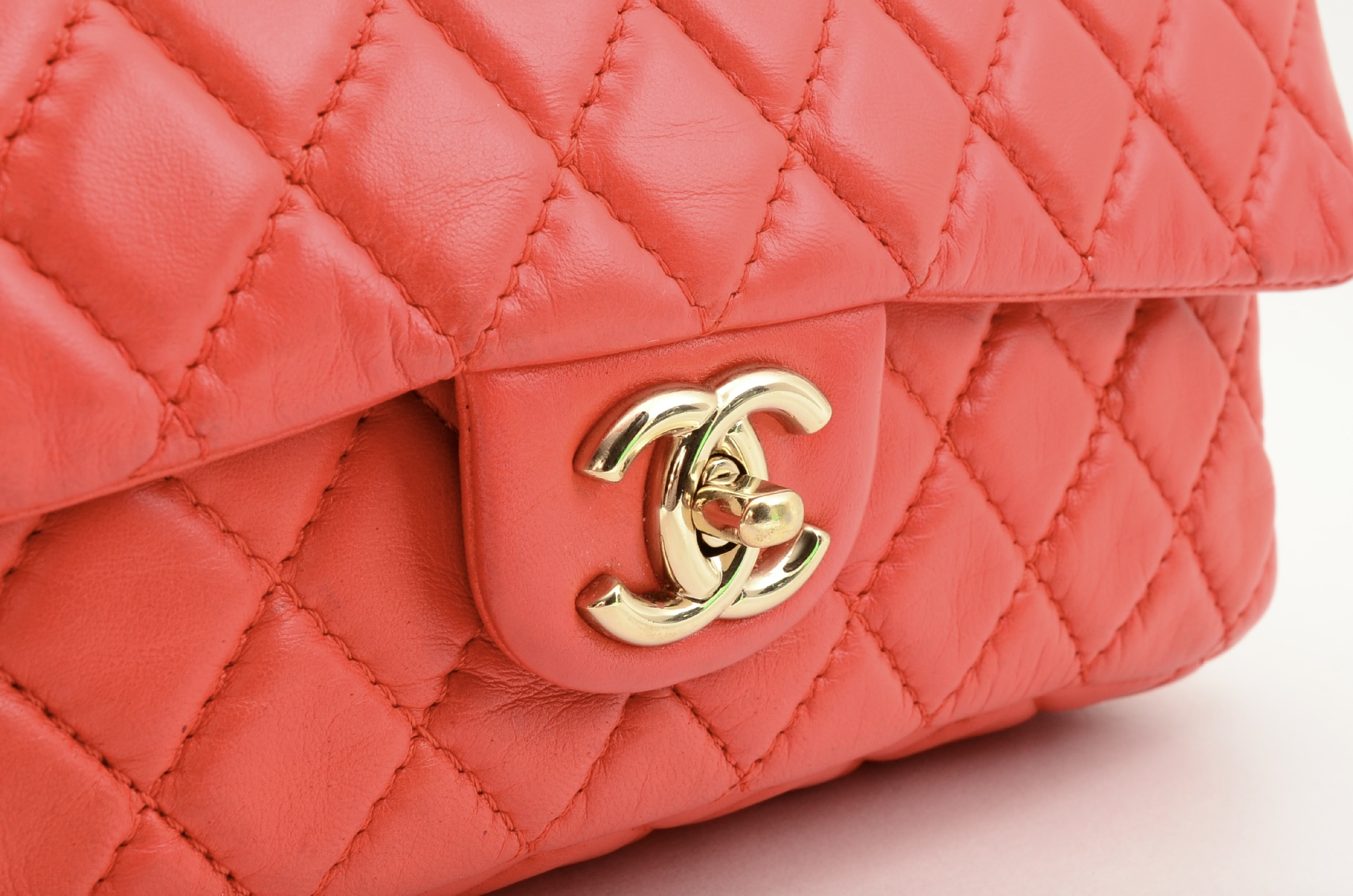 Matelassé Double Flap Chain Shoulder Bag (Red) — view 4