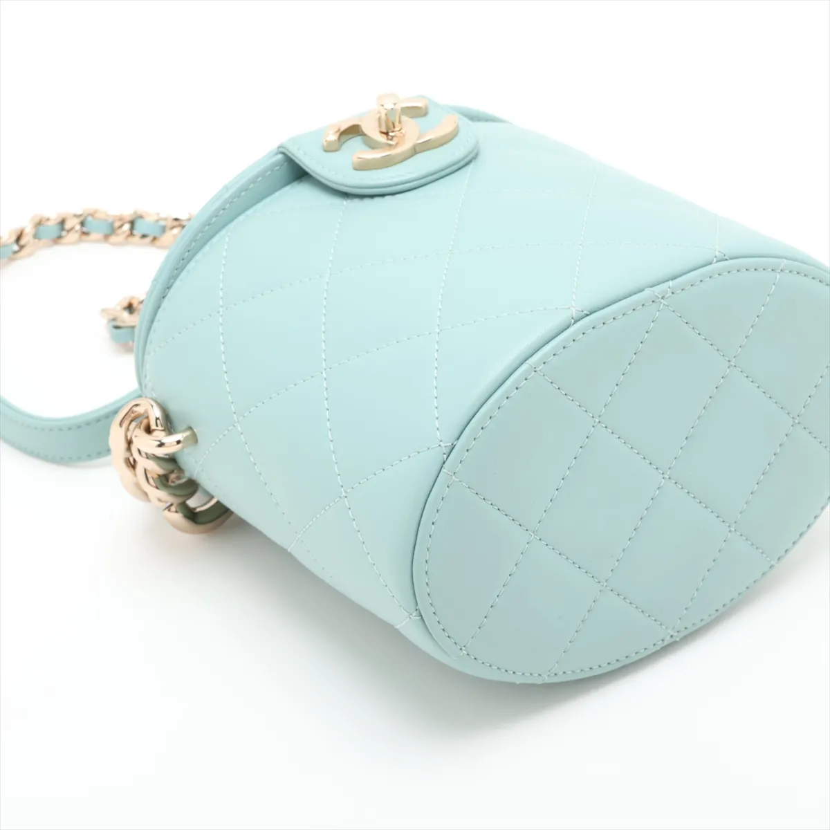 Matelassé Lambskin Chain Shoulder Bag, Blue with Gold Hardware, 29330096, Serial Number 29 — view 4