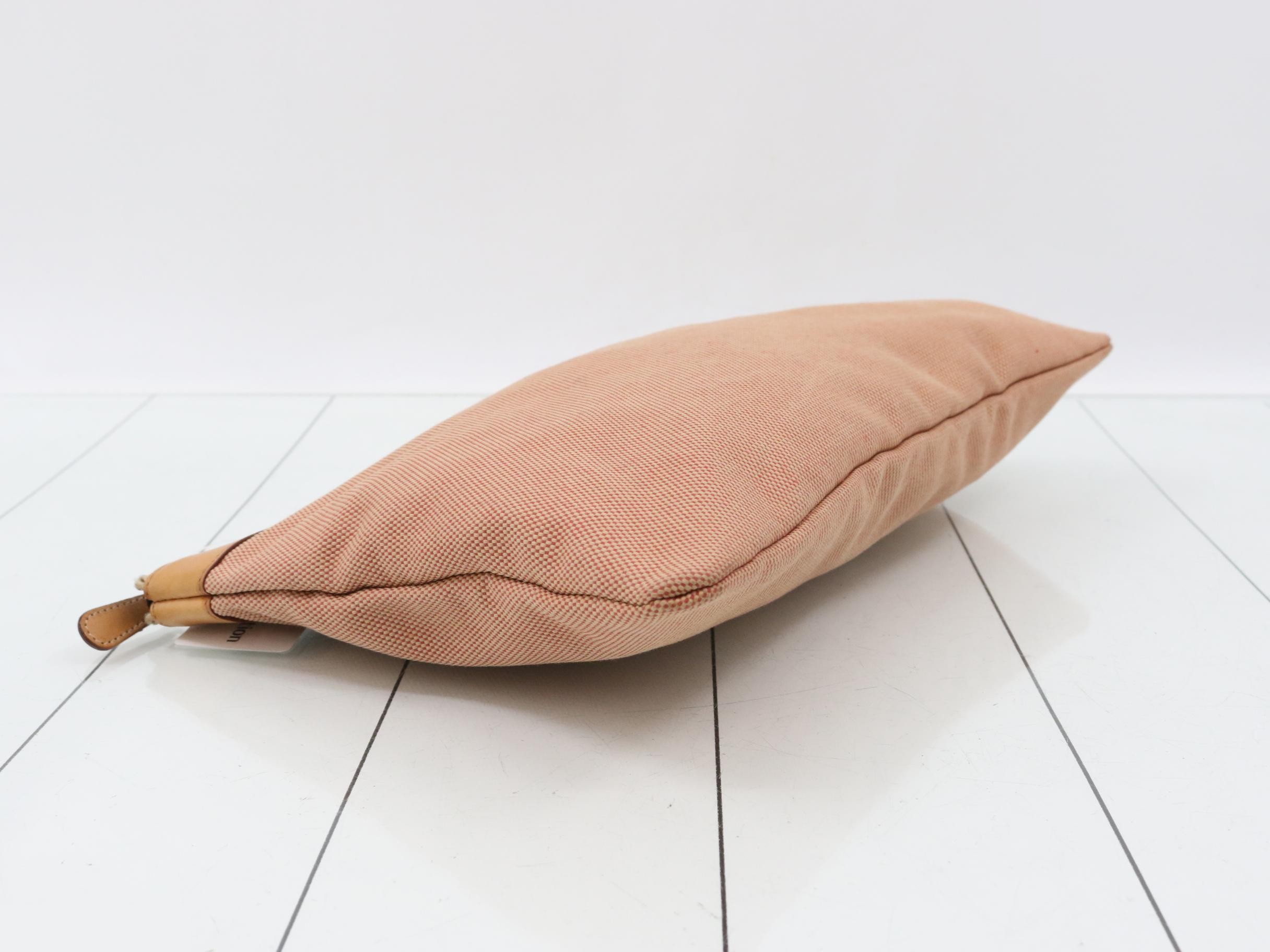 pouch — view 5