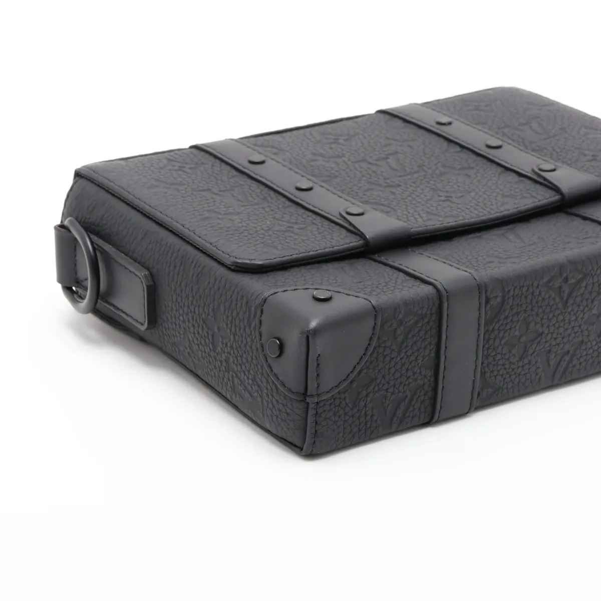 Taurillon Monogram Trunk Messenger PM M57726 Black (RFID detected) — view 4
