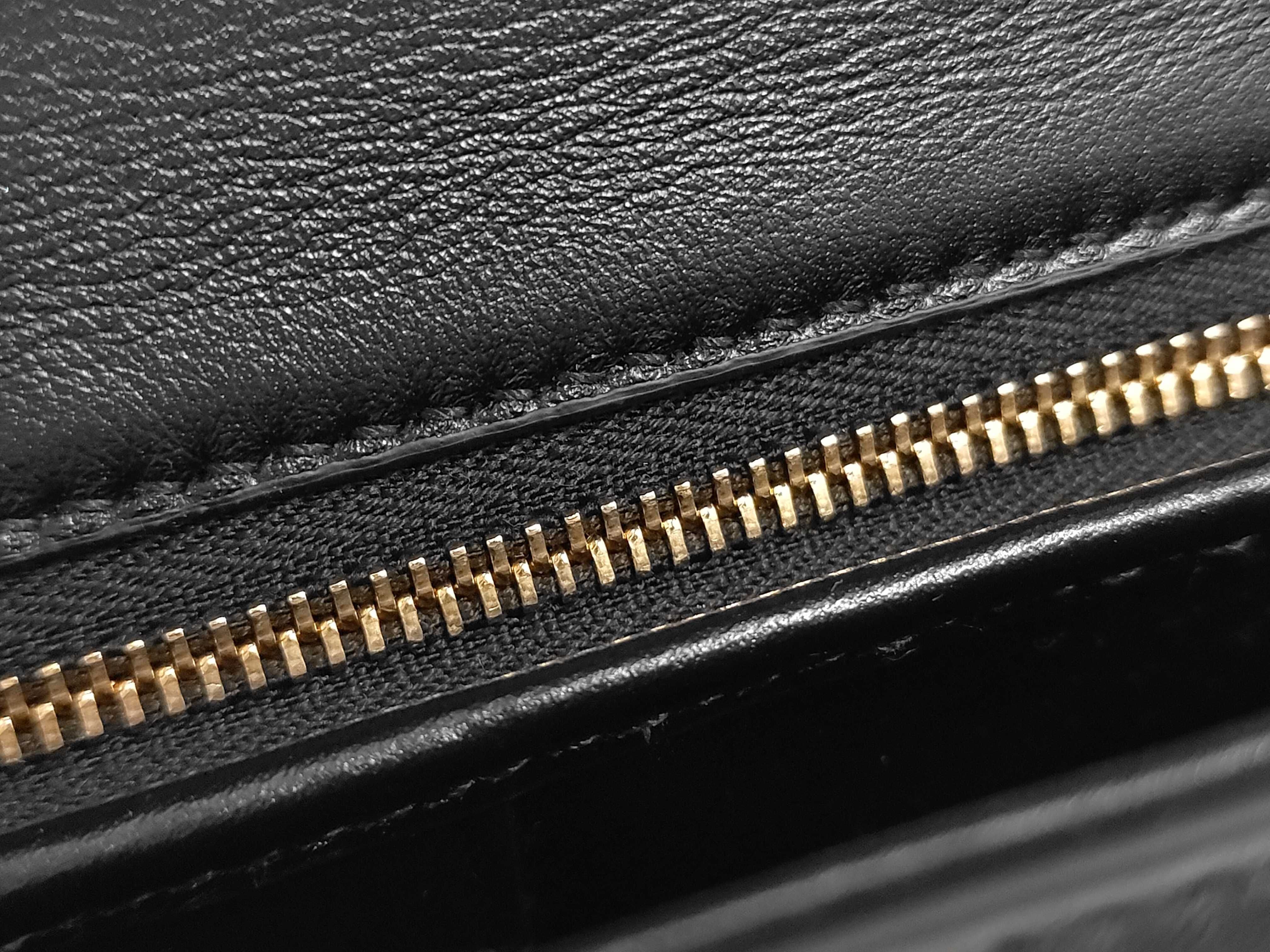 Bamboo Diva 2-Way So Black Shoulder Bag — view 11
