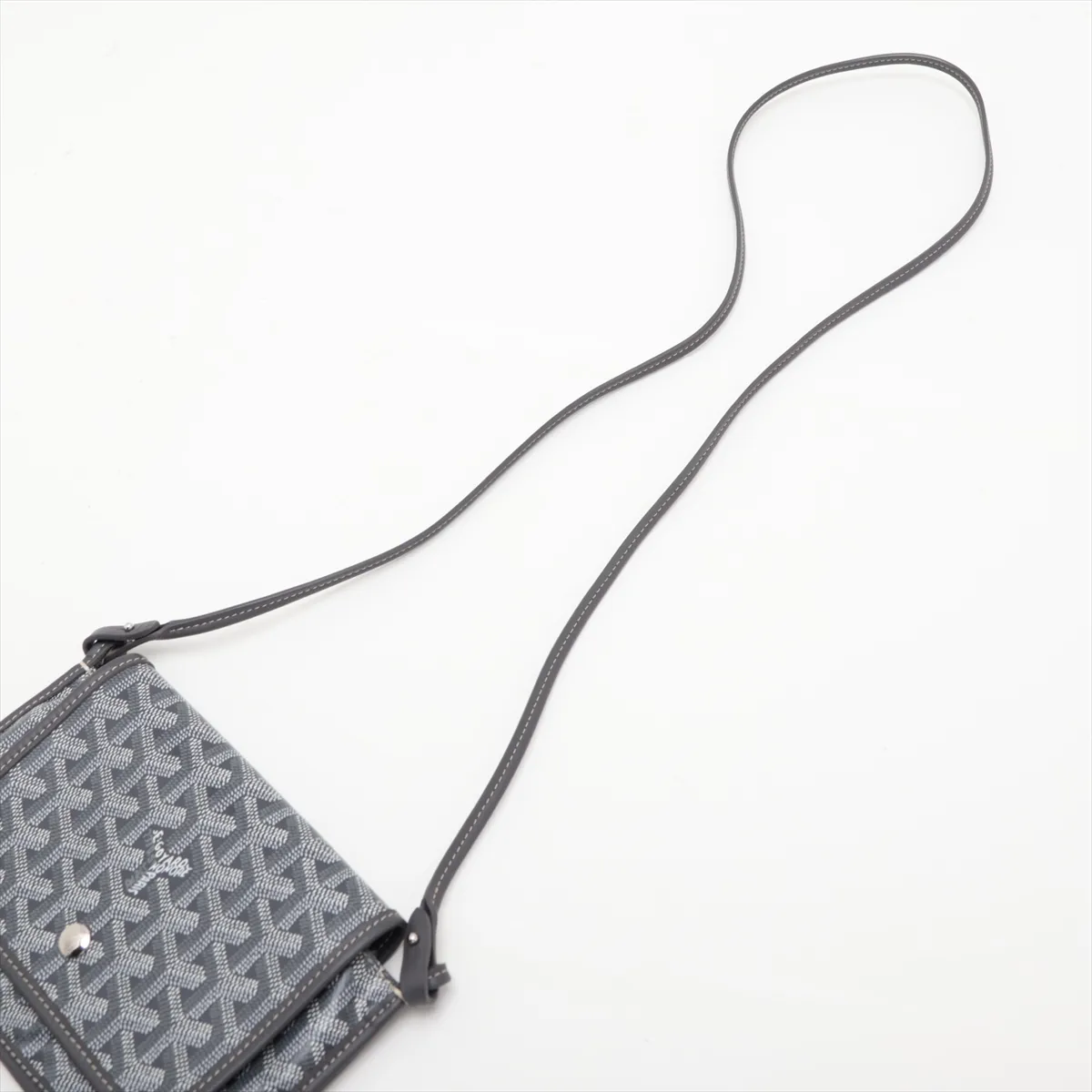 Plume Pouch Wallet PVC x Leather Shoulder Bag Gray — view 5