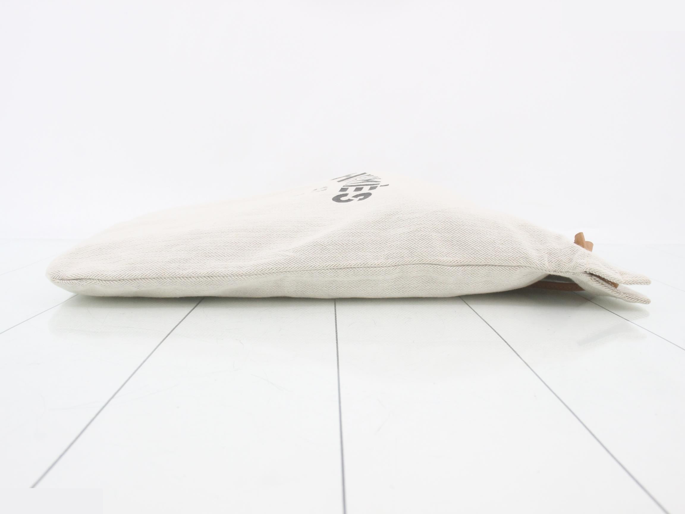 Aline GM Toile Chevron x Leather Beige Gold Hardware No Stamp — view 4