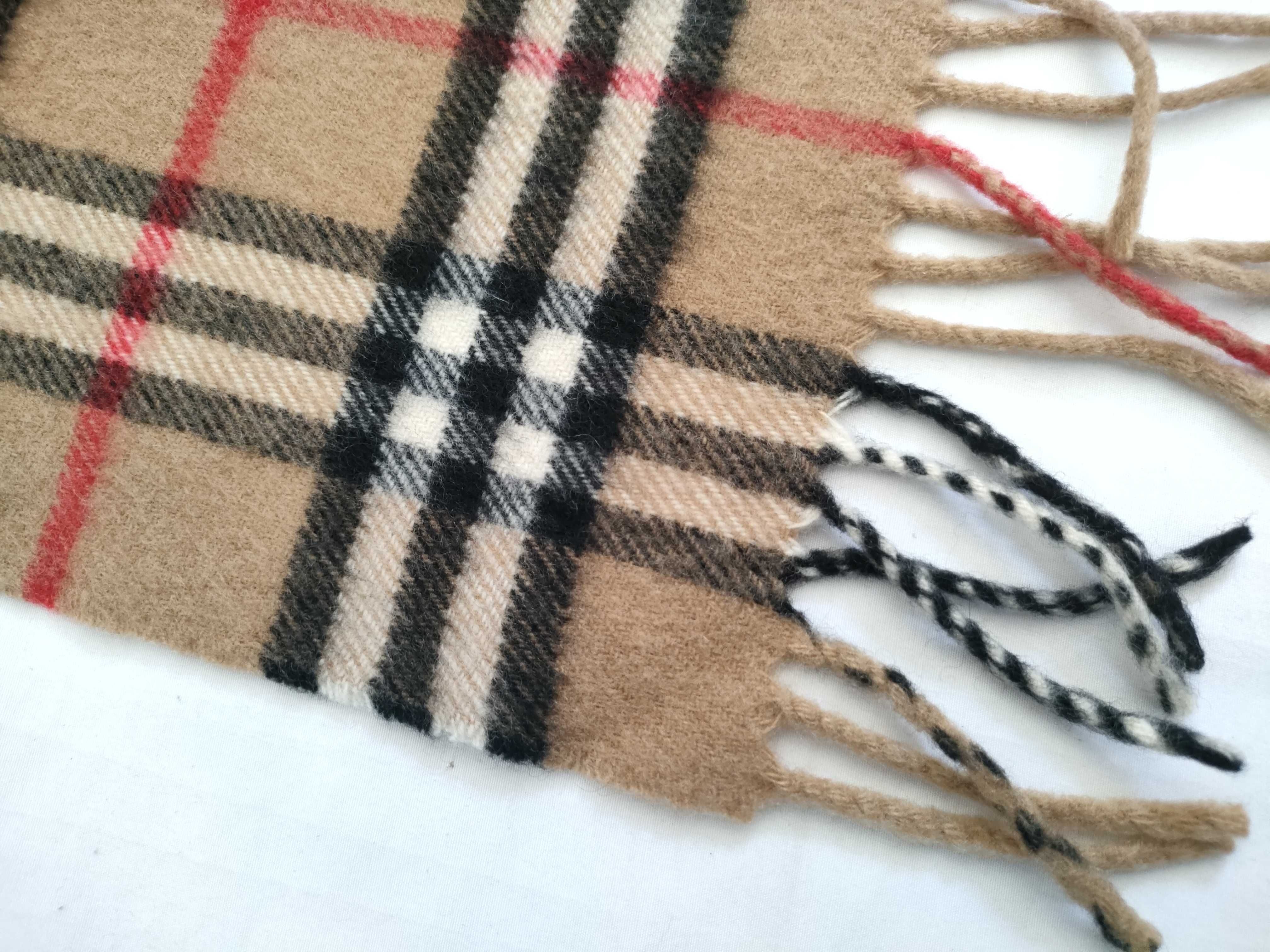 100% Cashmere Scarf, Nova Check Pattern, and other accessories. — view 5