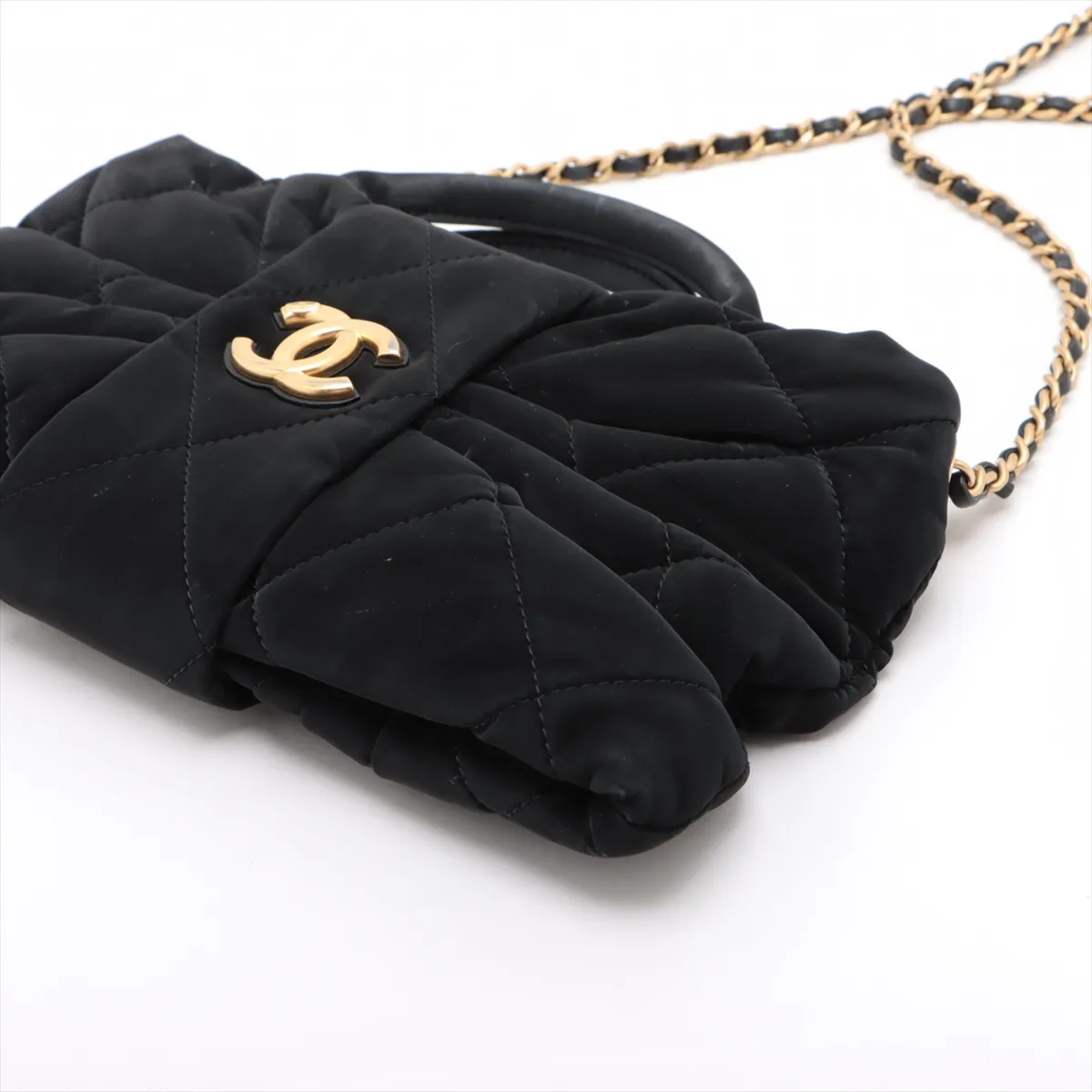 Matelasse Nylon Chain Shoulder Bag Bow Bag Black Gold Hardware HPEGTPXC Random Plate AS5849 — view 3