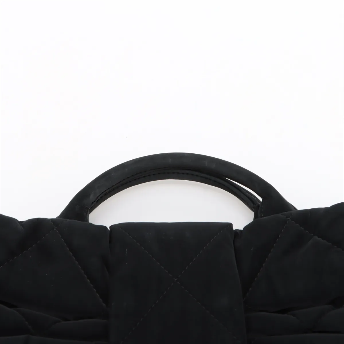Matelasse Nylon Chain Shoulder Bag Bow Bag Black Gold Hardware HPEGTPXC Random Plate AS5849 — view 6