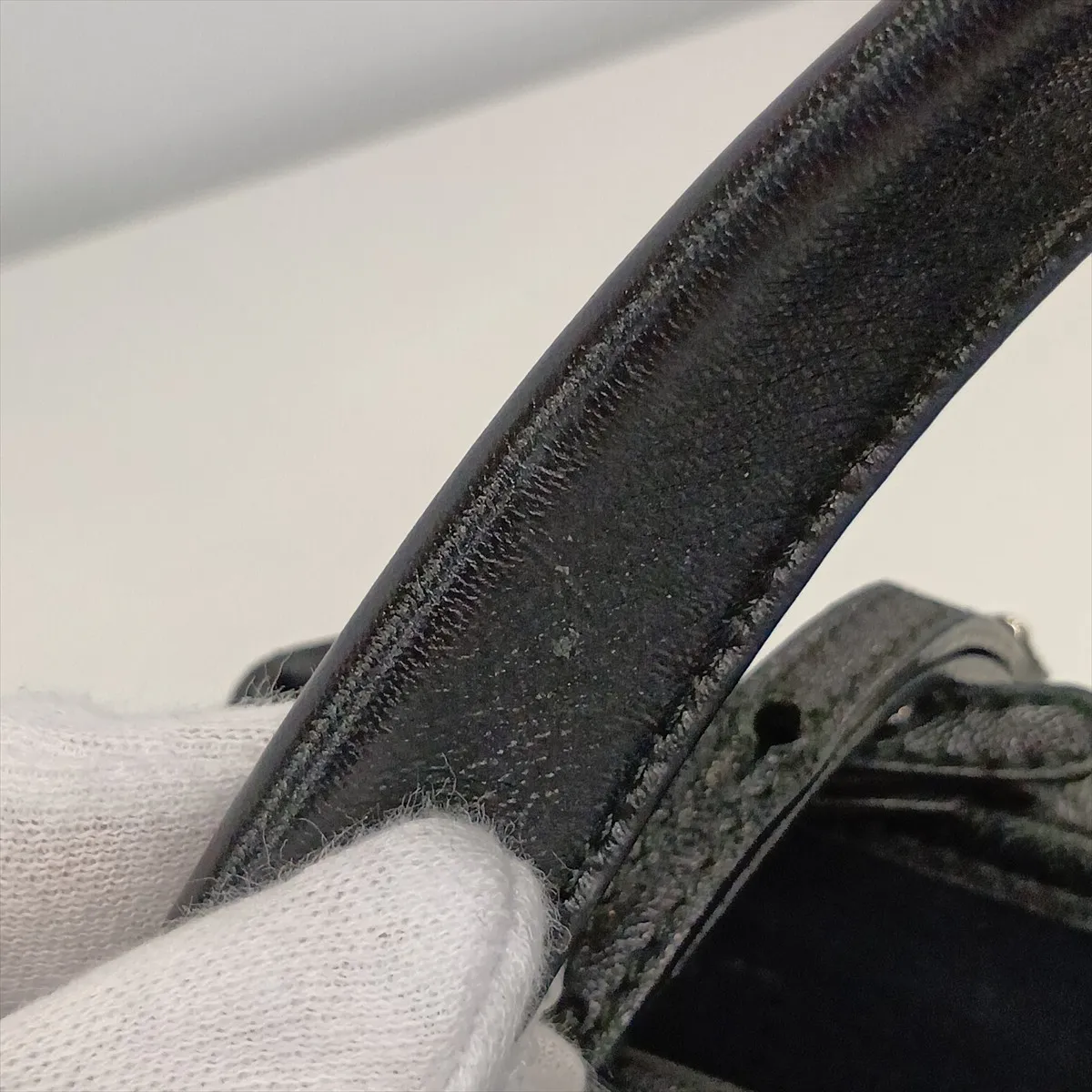 Navy Cabas XS 390346 Denim x Leather Handbag Blue x Black Pouch Strap Cracked — view 14