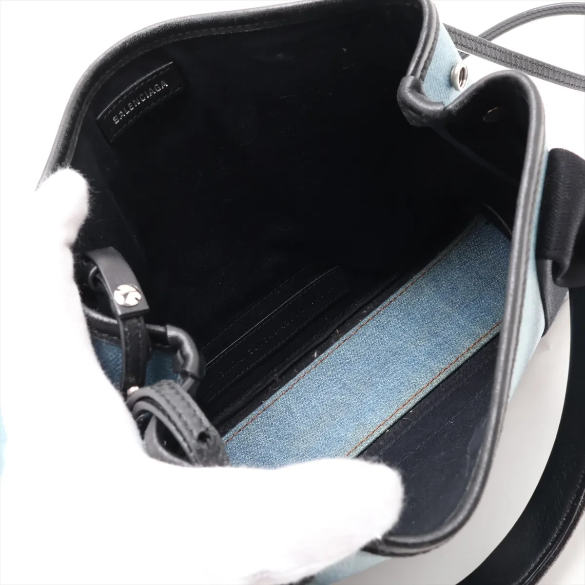 Navy Cabas XS 390346 Denim x Leather Handbag Blue x Black Pouch Strap Cracked — view 8