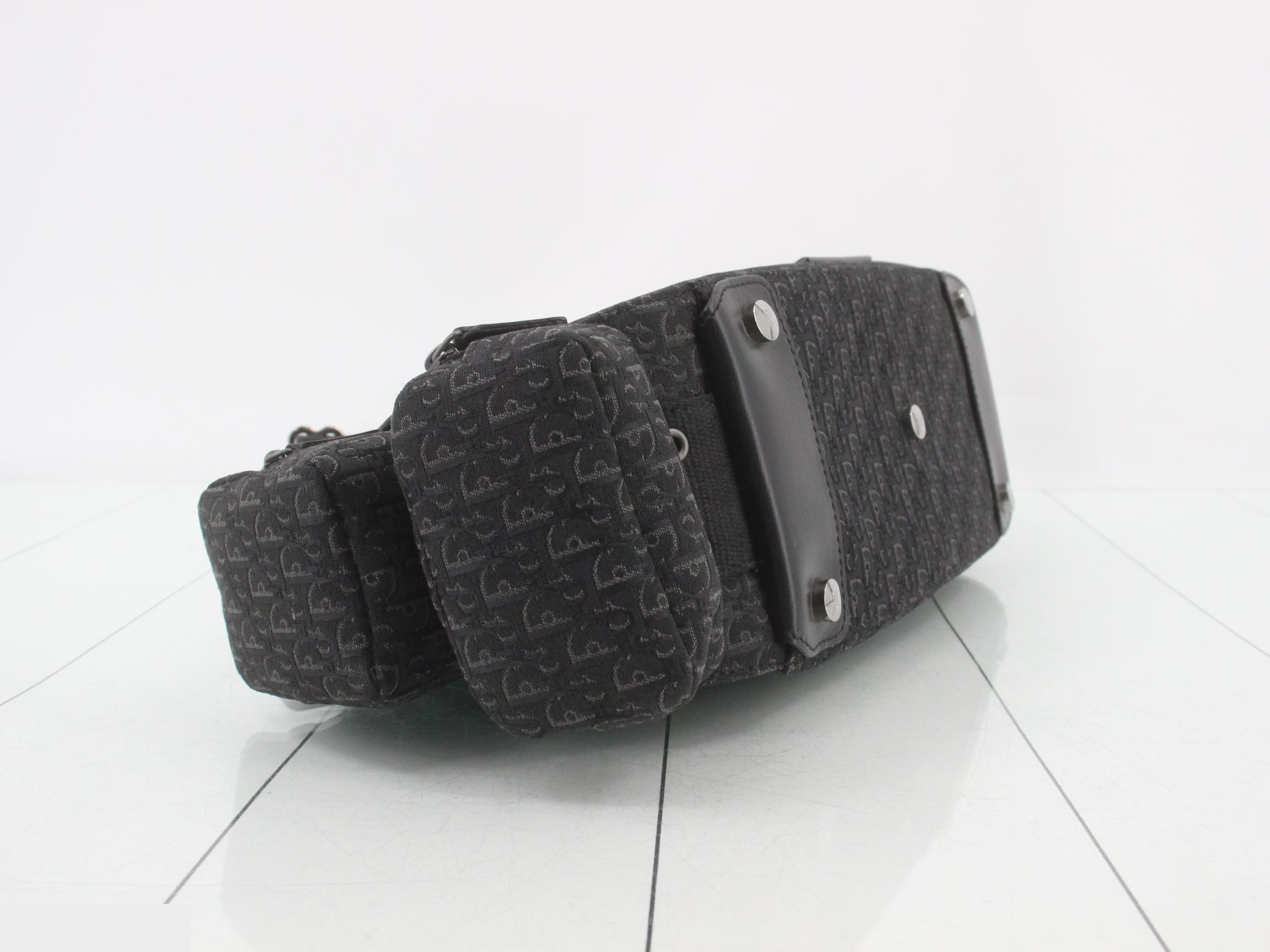 Trotter (Bag) Street Chic Shoulder Bag — view 5