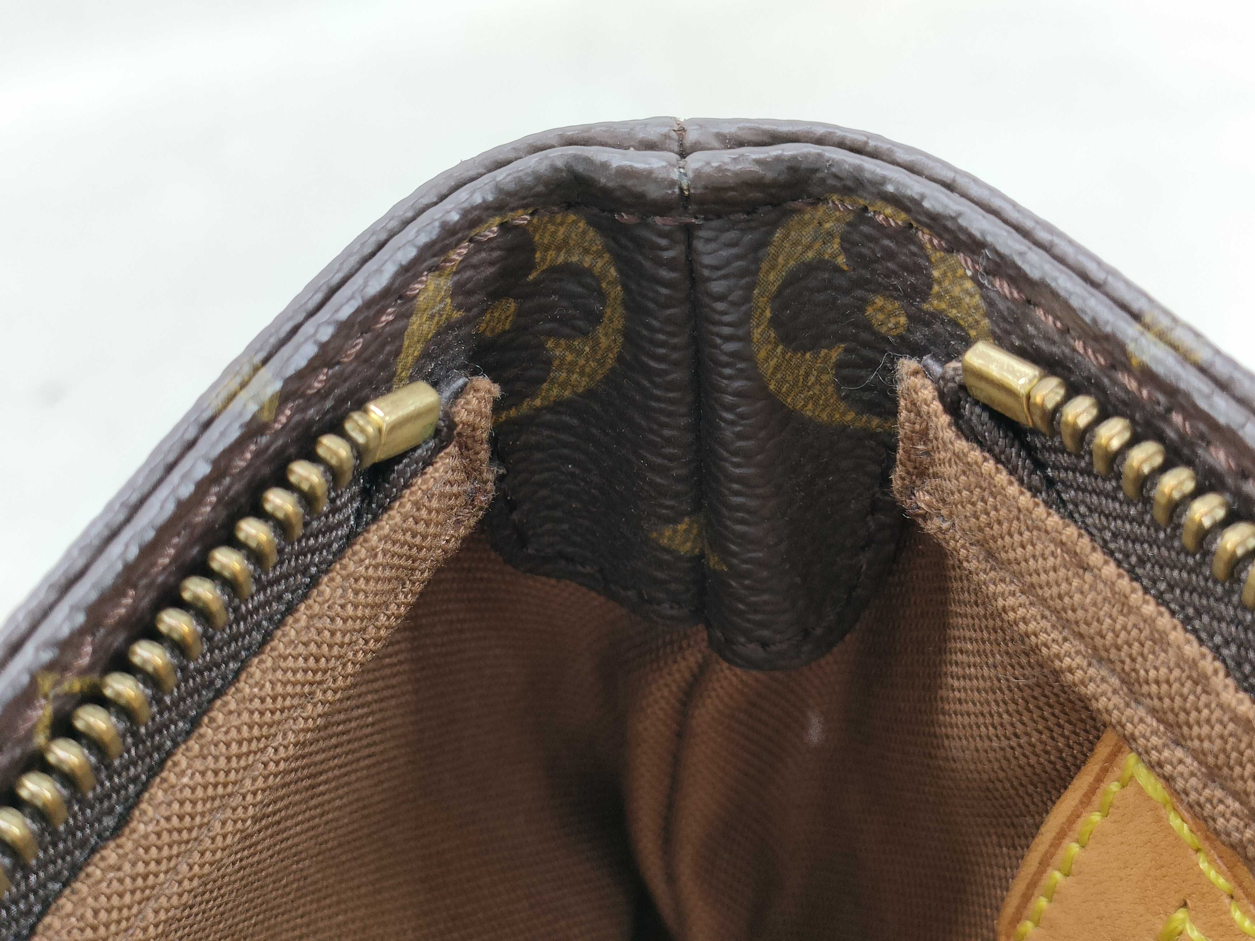 Monogram Trotteur M51240 Brown AR1010 Shoulder Bag — view 14