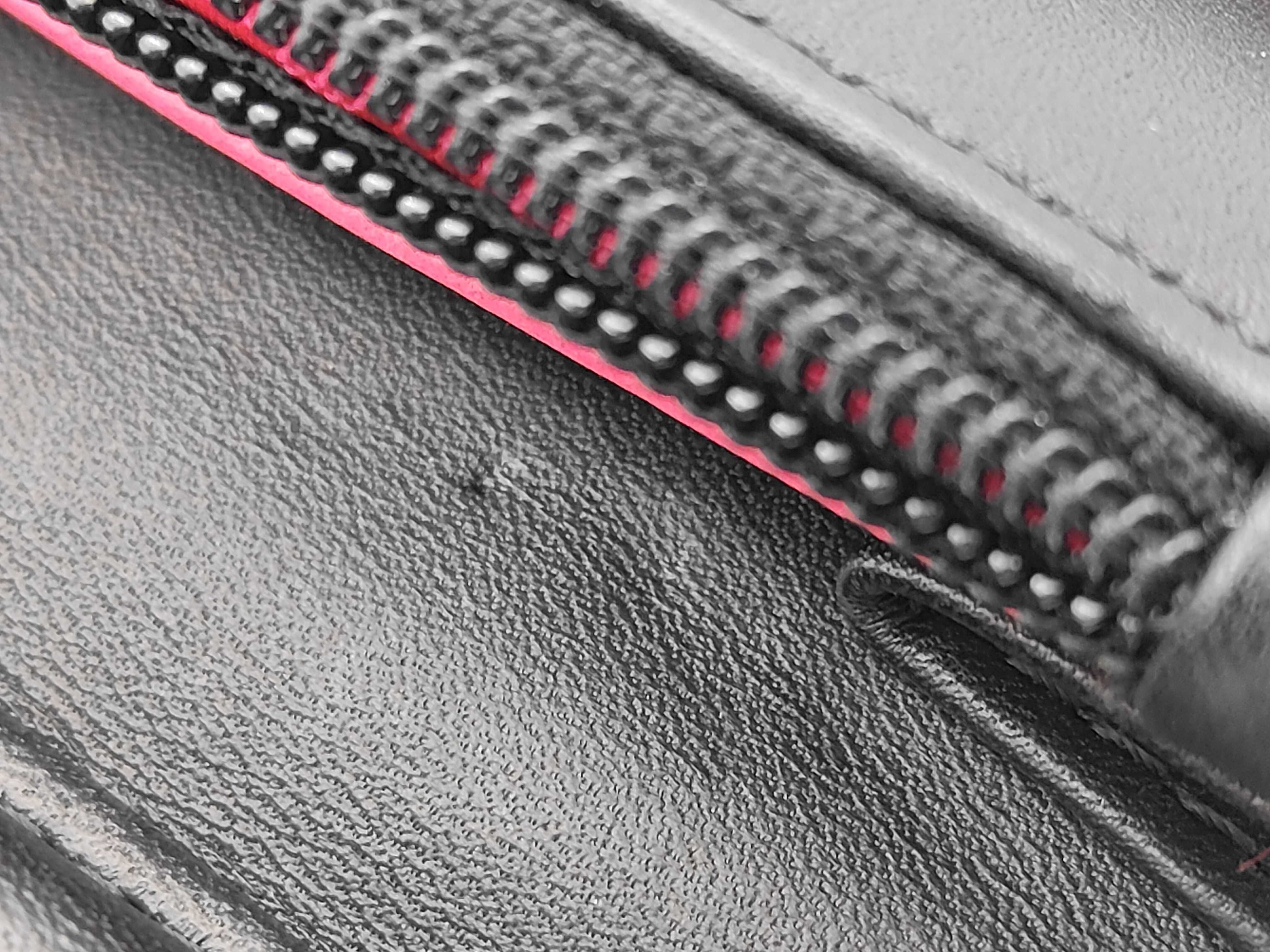 Cambon Line Chain Wallet (with seal) Shoulder Bag — view 14
