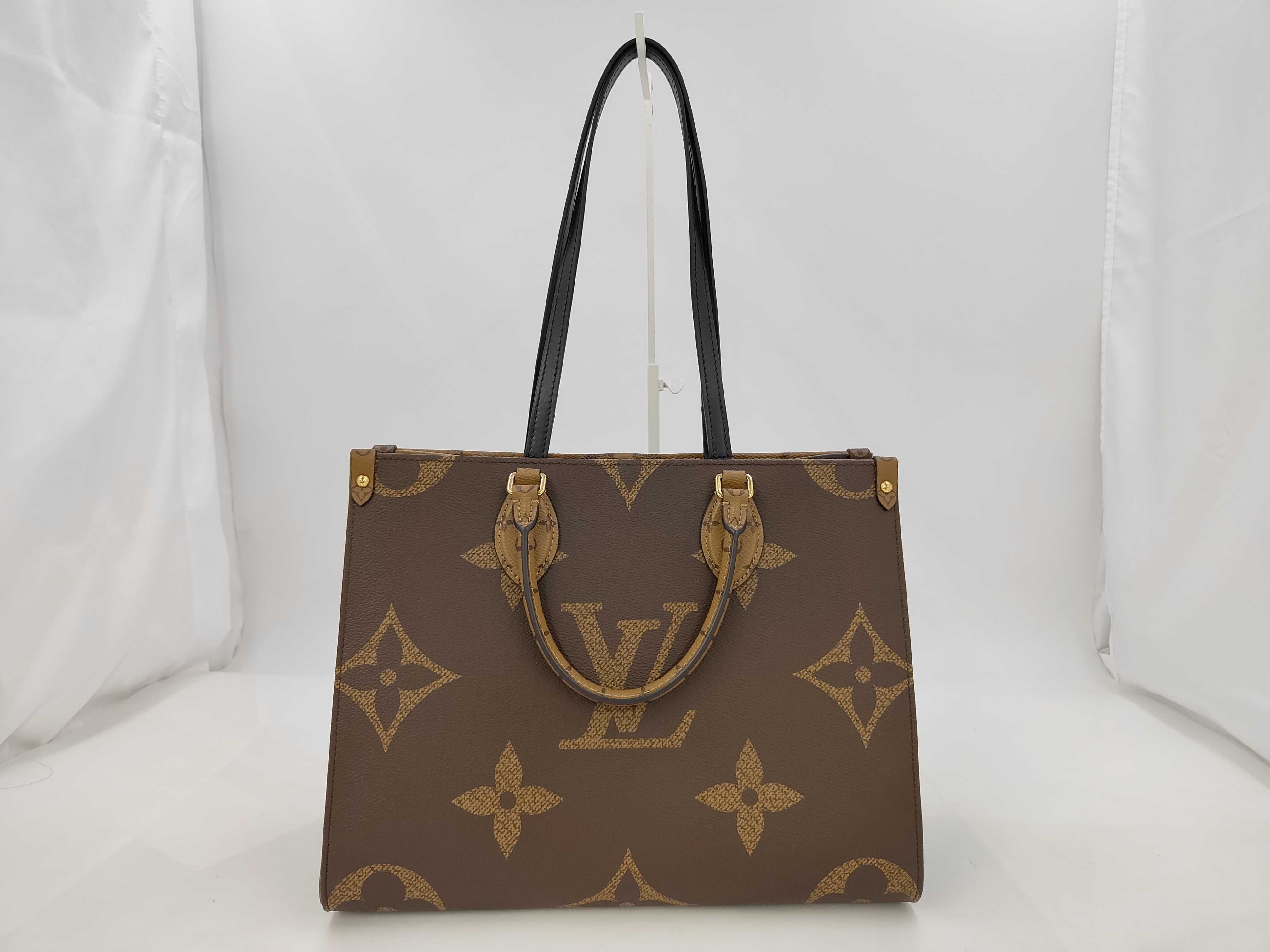 OnTheGo MM Handbag