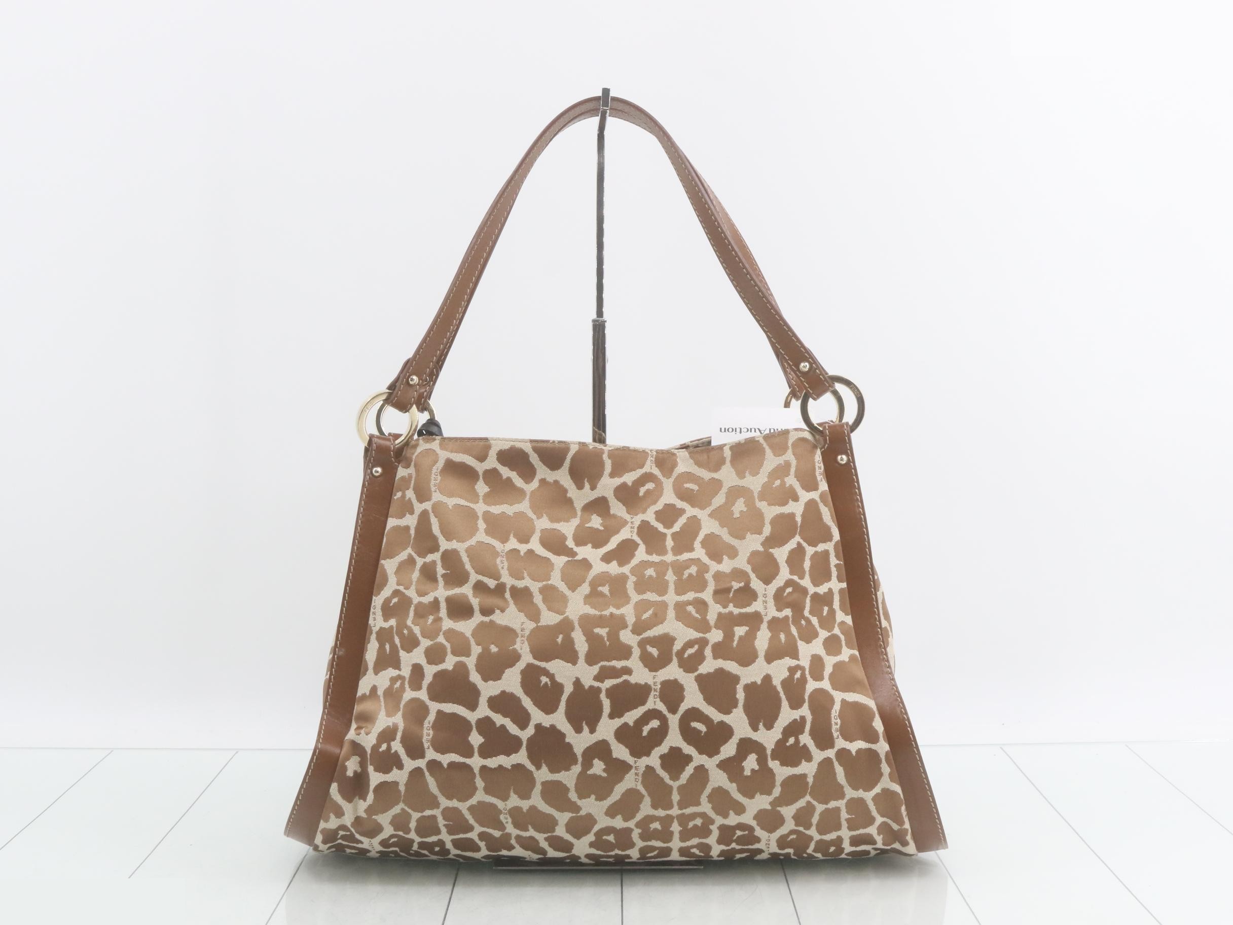Giraffe Chef Bag Shoulder Bag — view 2