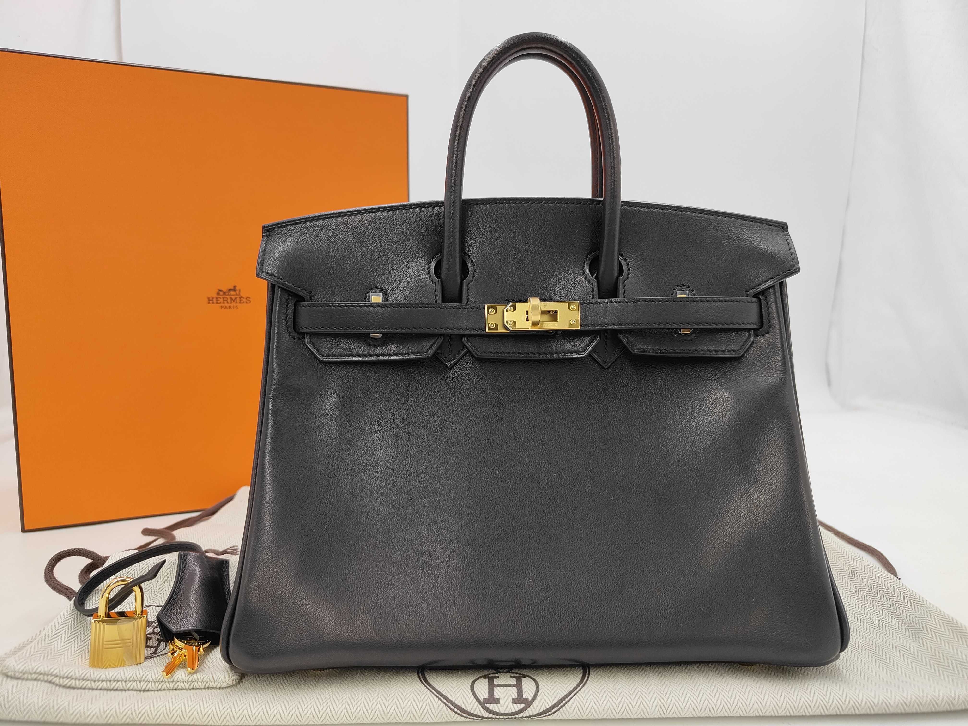 Birkin 25 Veau Brupte Noir K stamp Gold hardware Black handbag