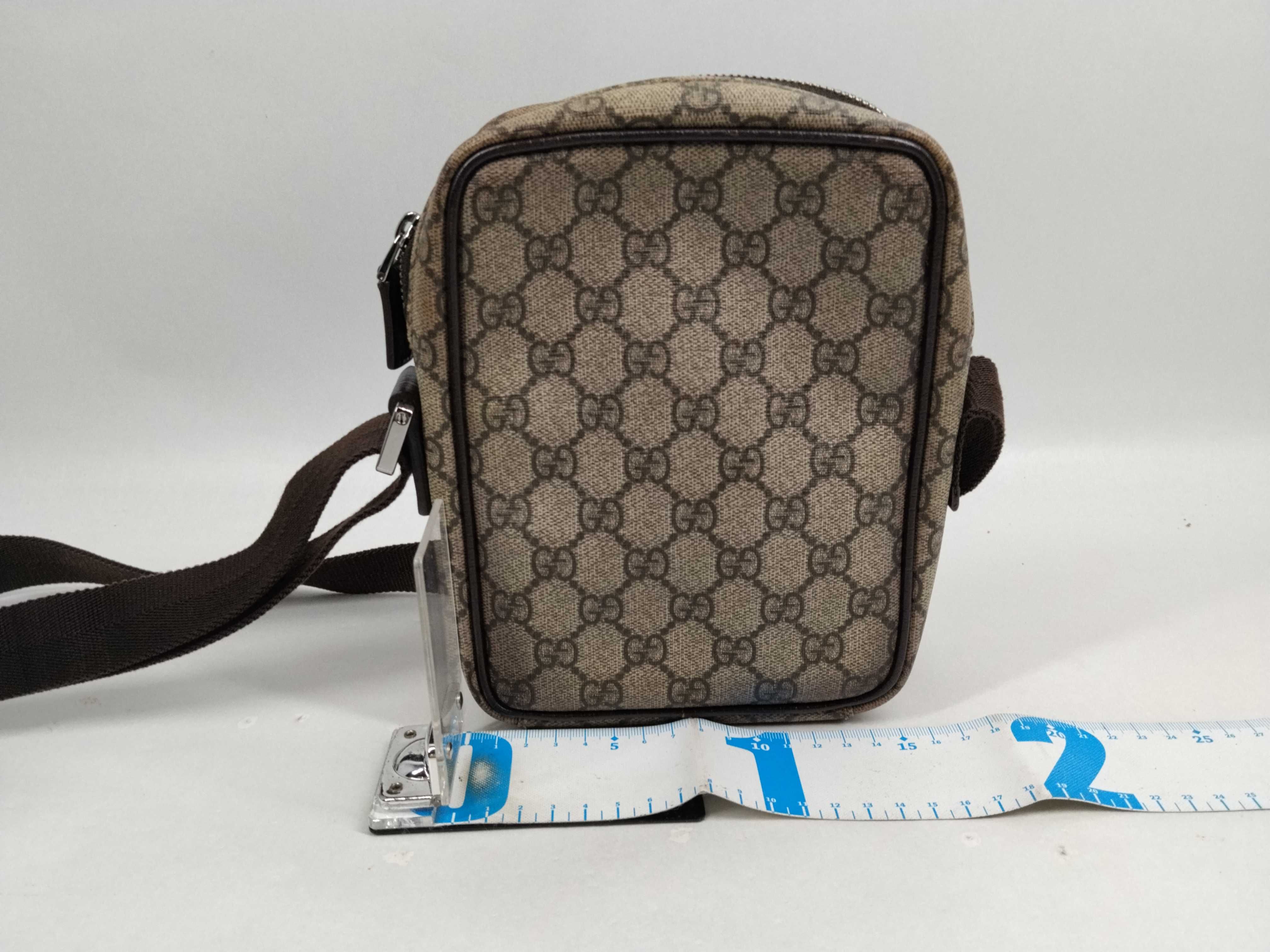 GG Supreme Shoulder Bag (GG 122754) — view 2