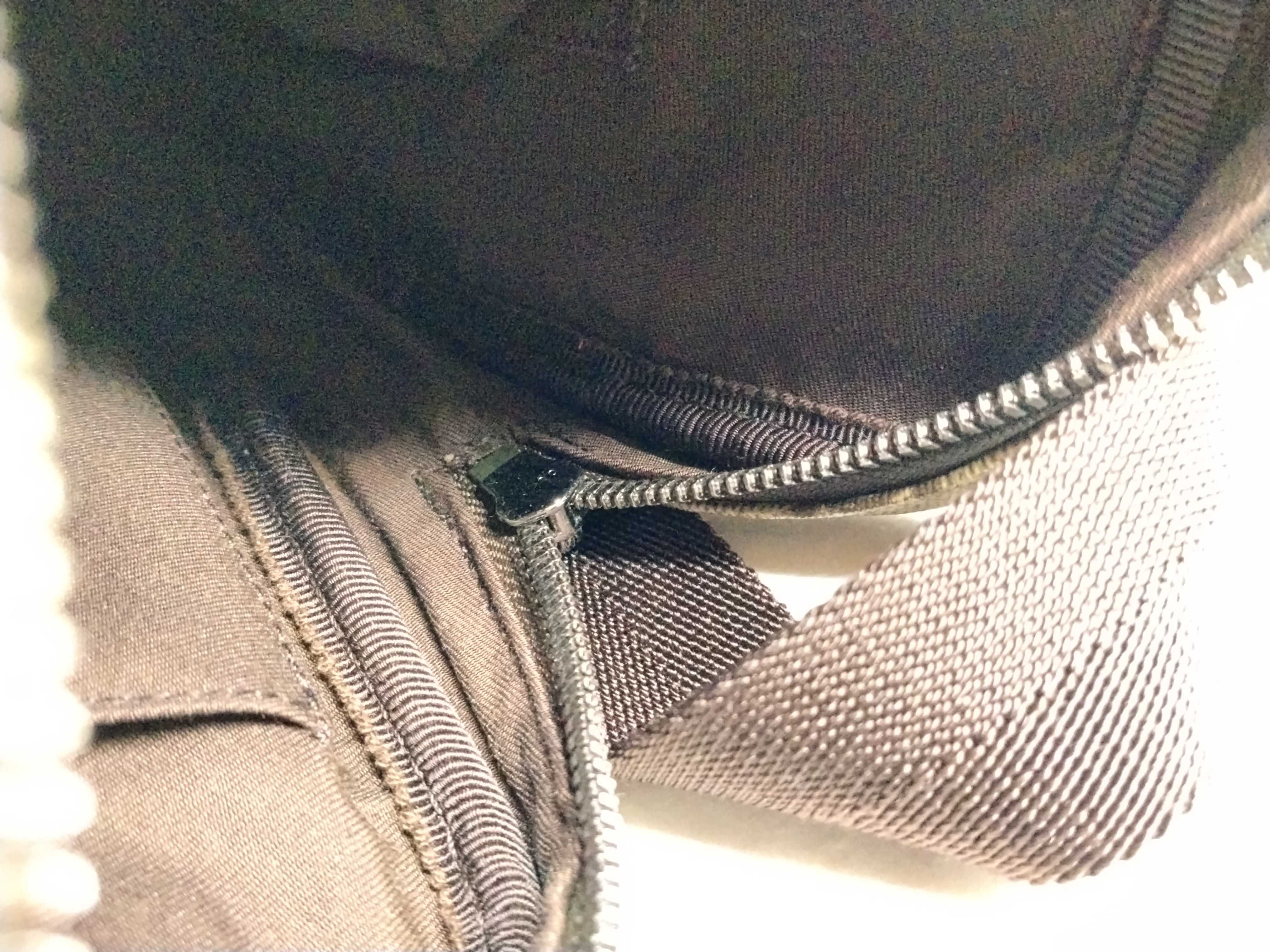 GG Supreme Shoulder Bag (GG 122754) — view 13