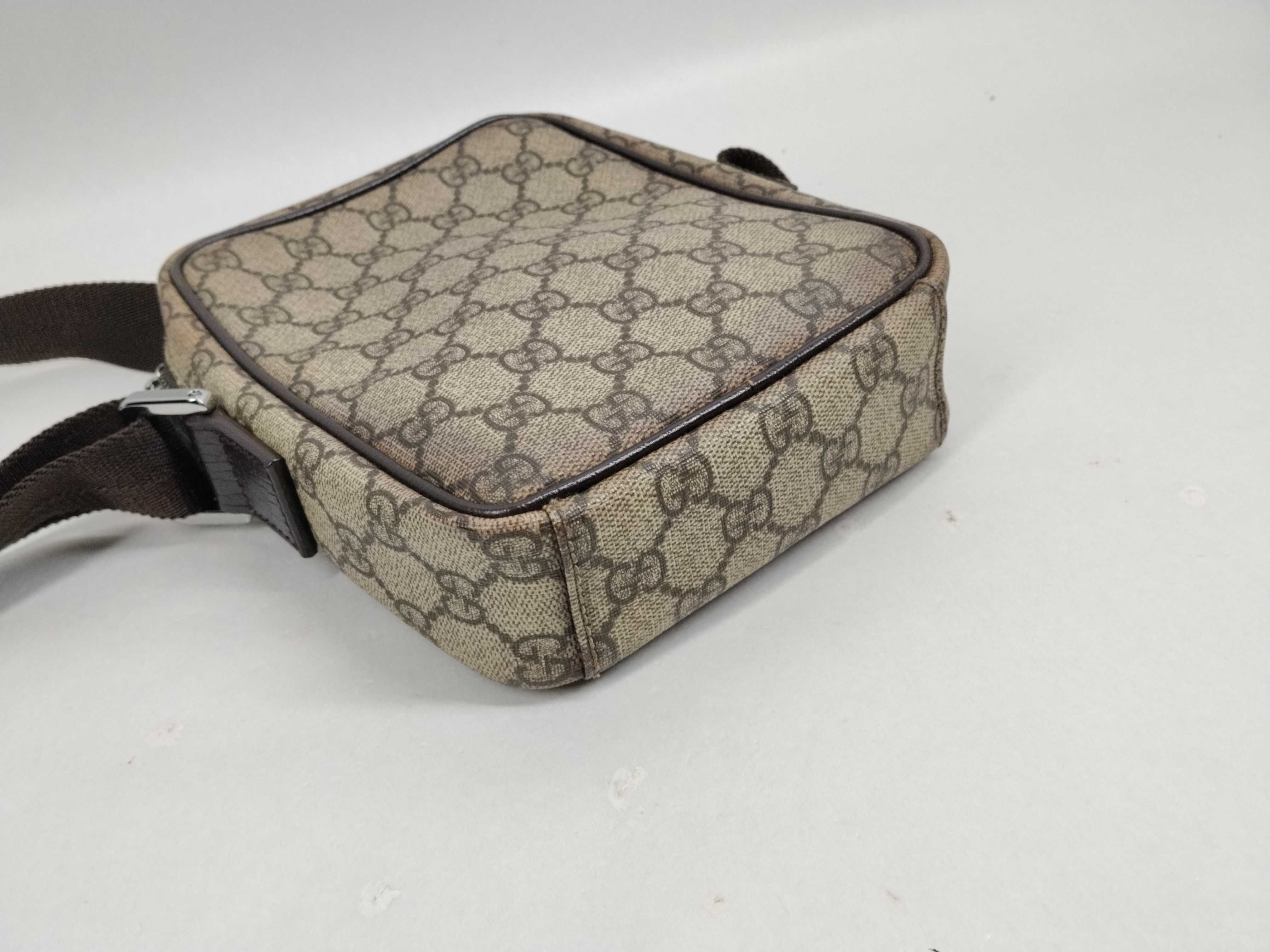 GG Supreme Shoulder Bag (GG 122754) — view 4