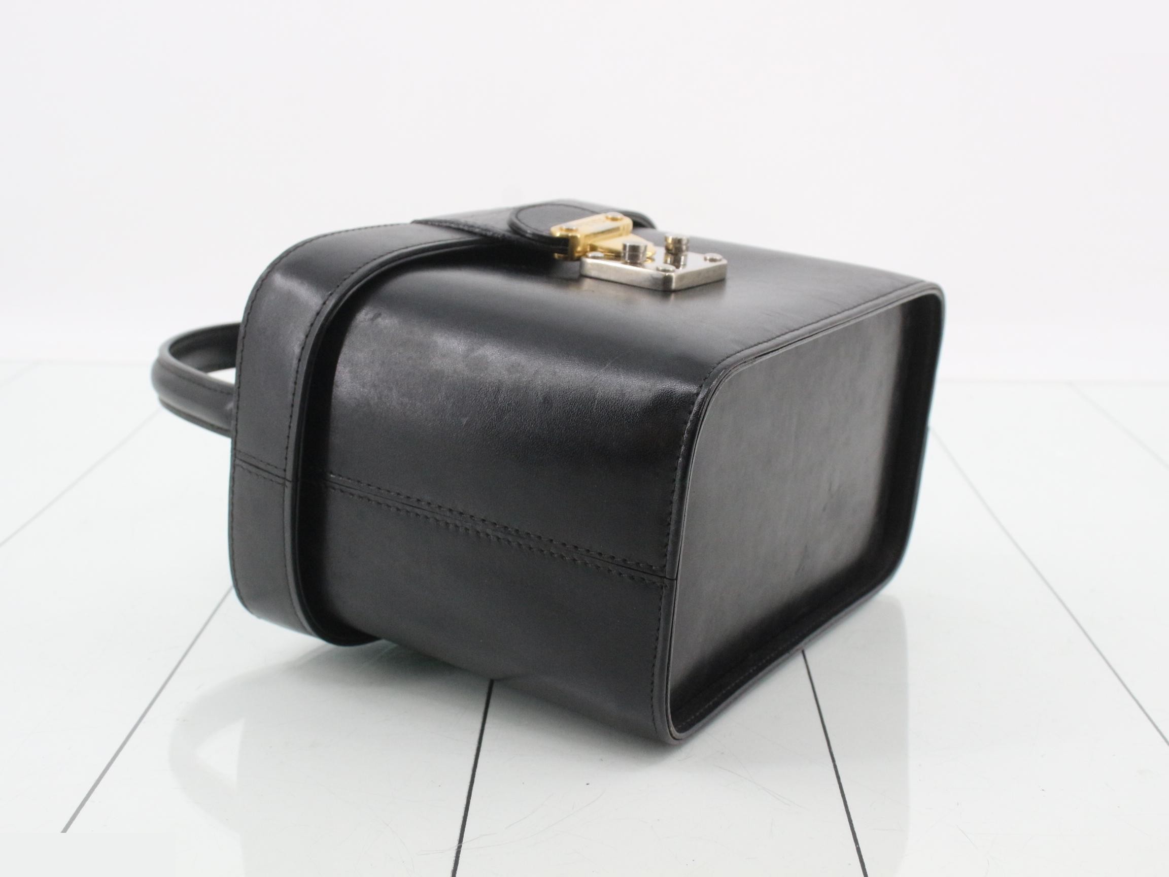 Vanity bag, push-lock, black — view 5