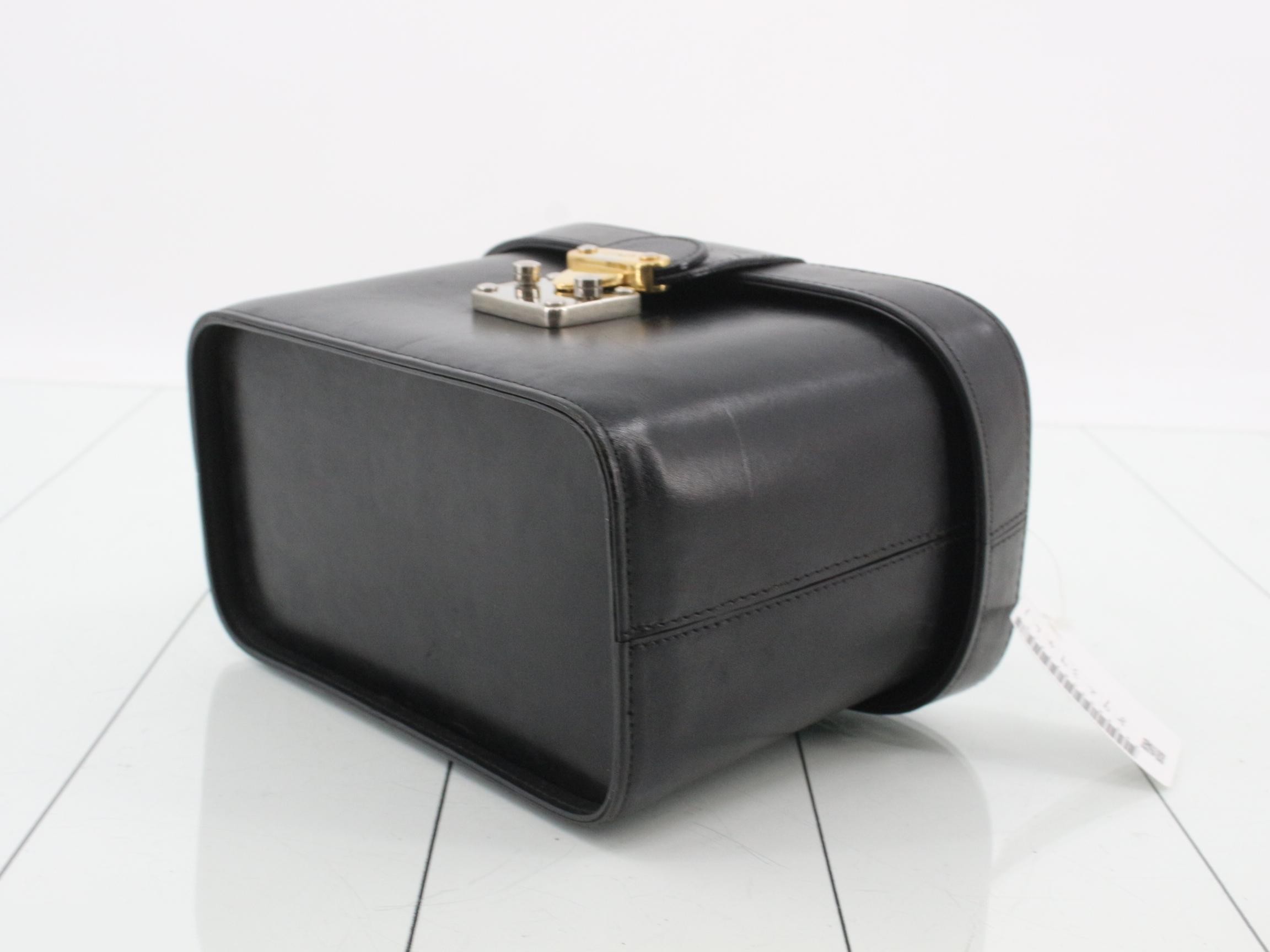 Vanity bag, push-lock, black — view 6