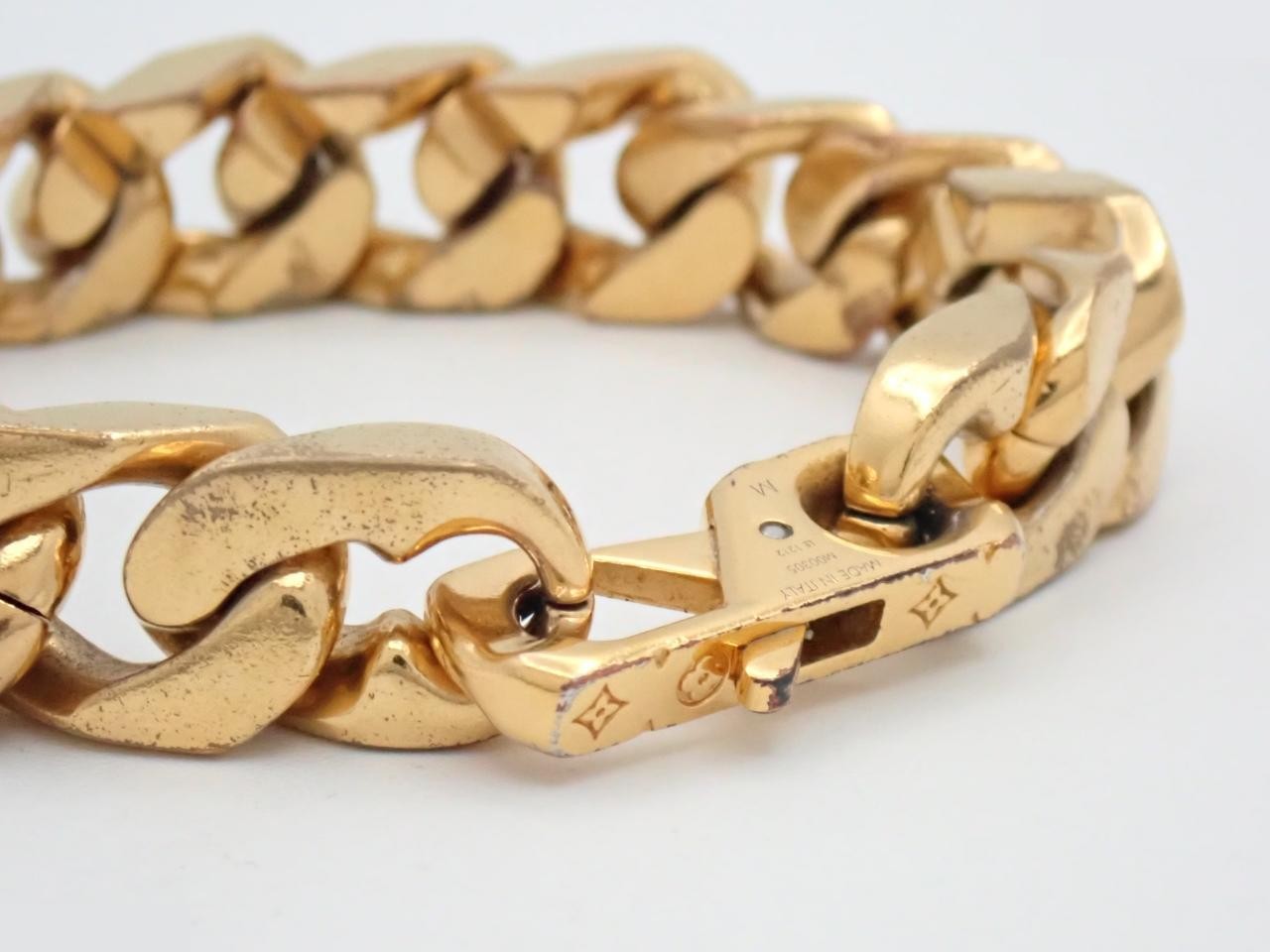 LV bracelet, chain links, wrist circumference approximately 17.5 cm — view 3