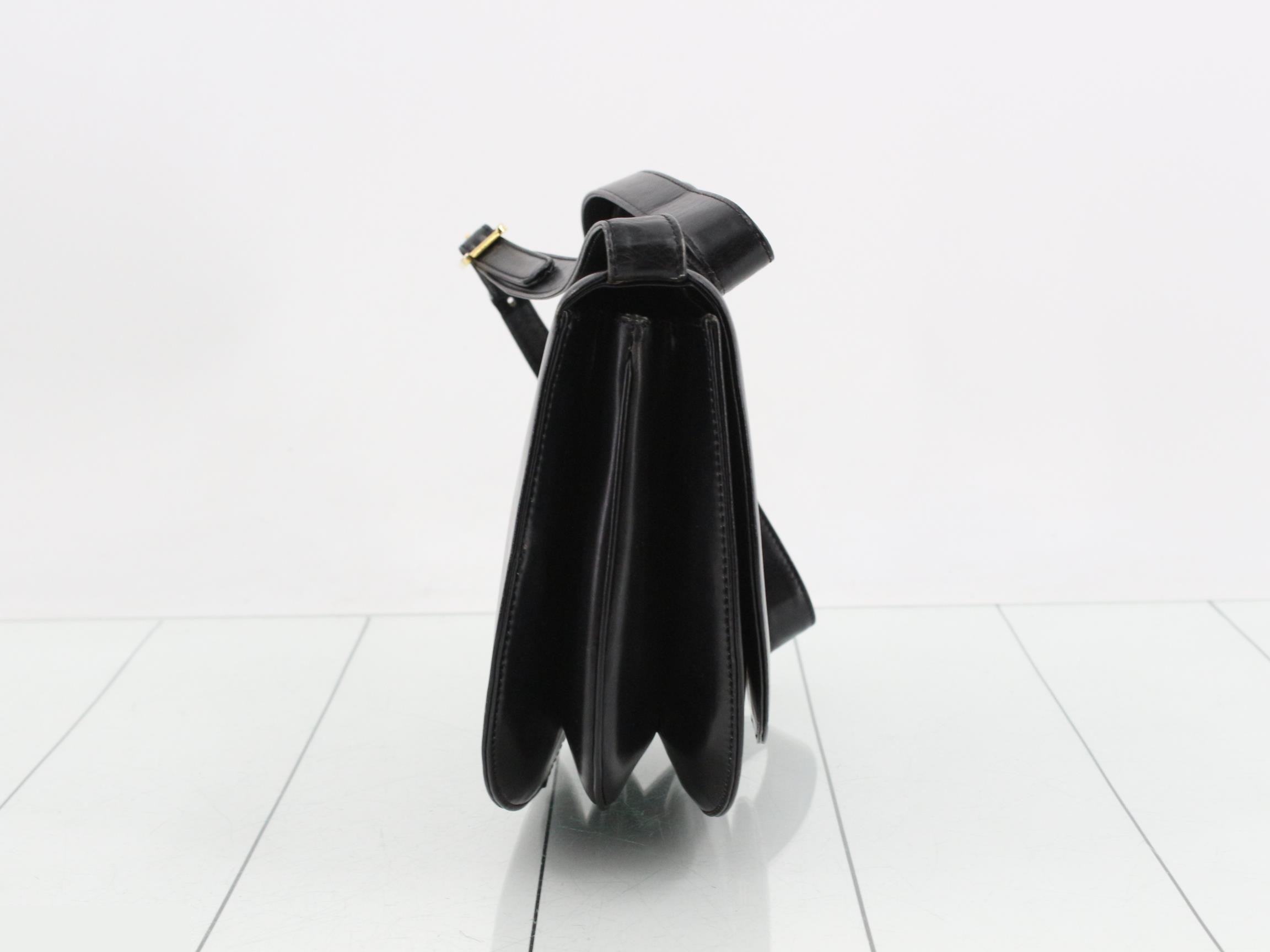 Anagram Leather Shoulder Bag — view 4