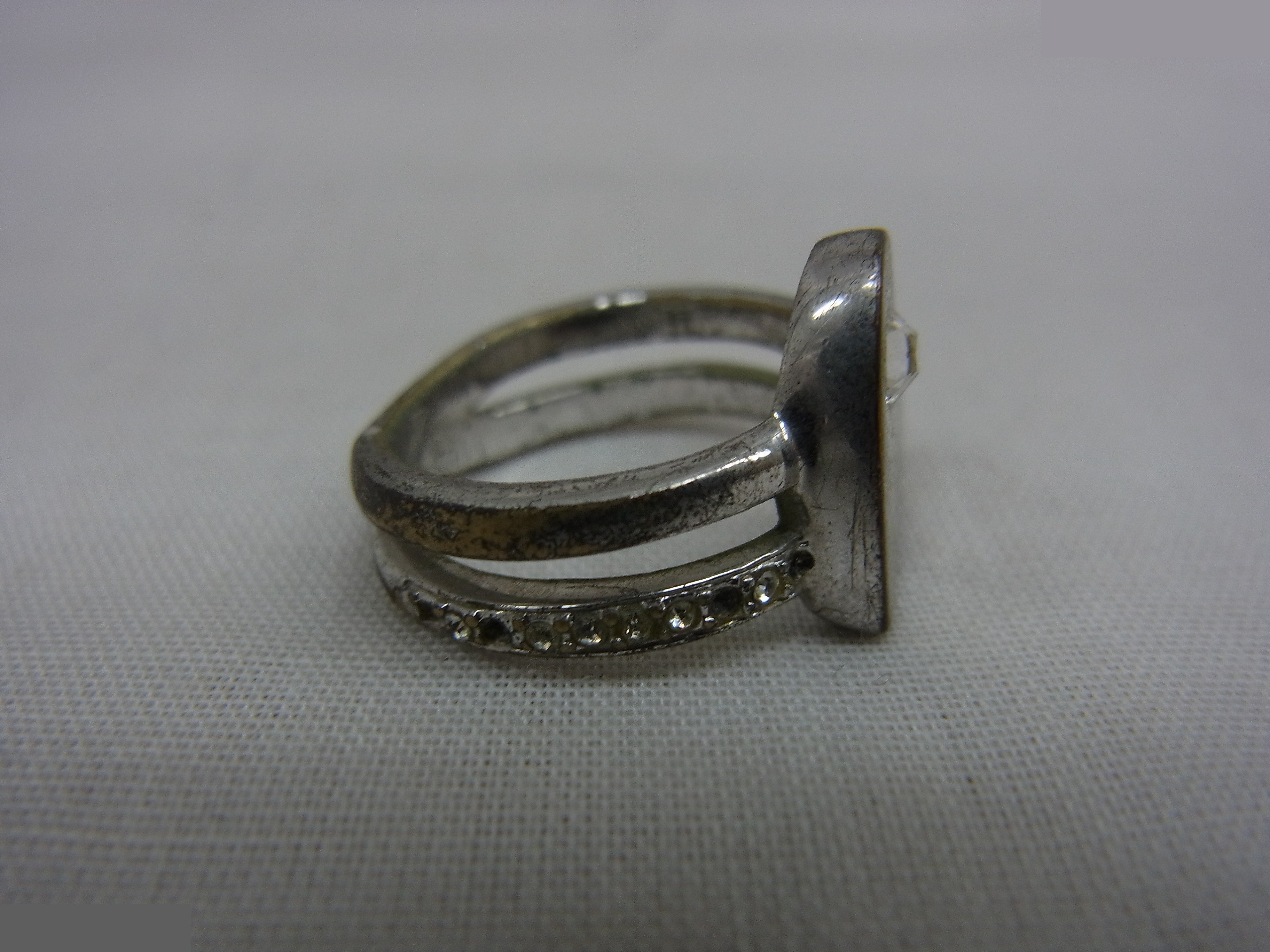 Other lines: Precious metal rings with stones, size #9.5 — view 3