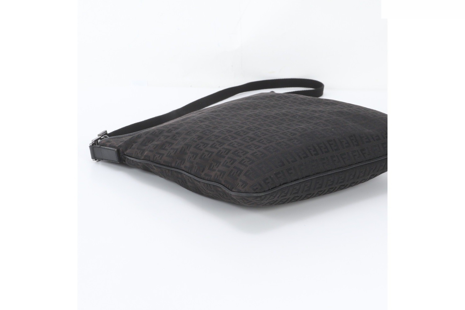 Zucchino Leather Shoulder Bag, Crossbody Bag, Messenger Bag — view 5