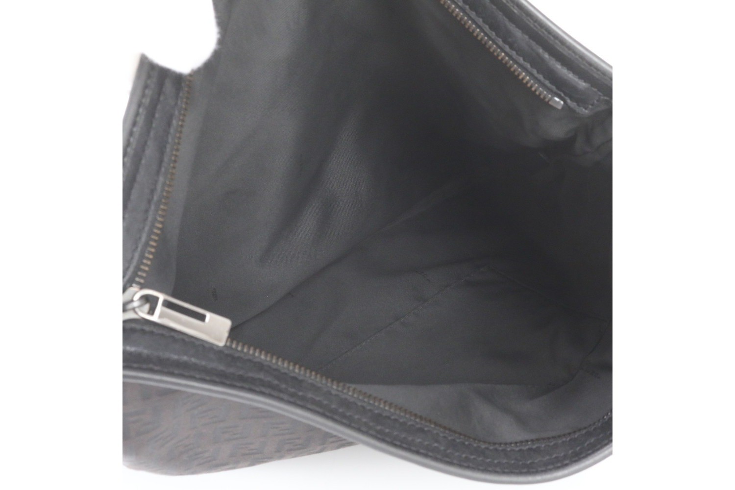 Zucchino Leather Shoulder Bag, Crossbody Bag, Messenger Bag — view 7