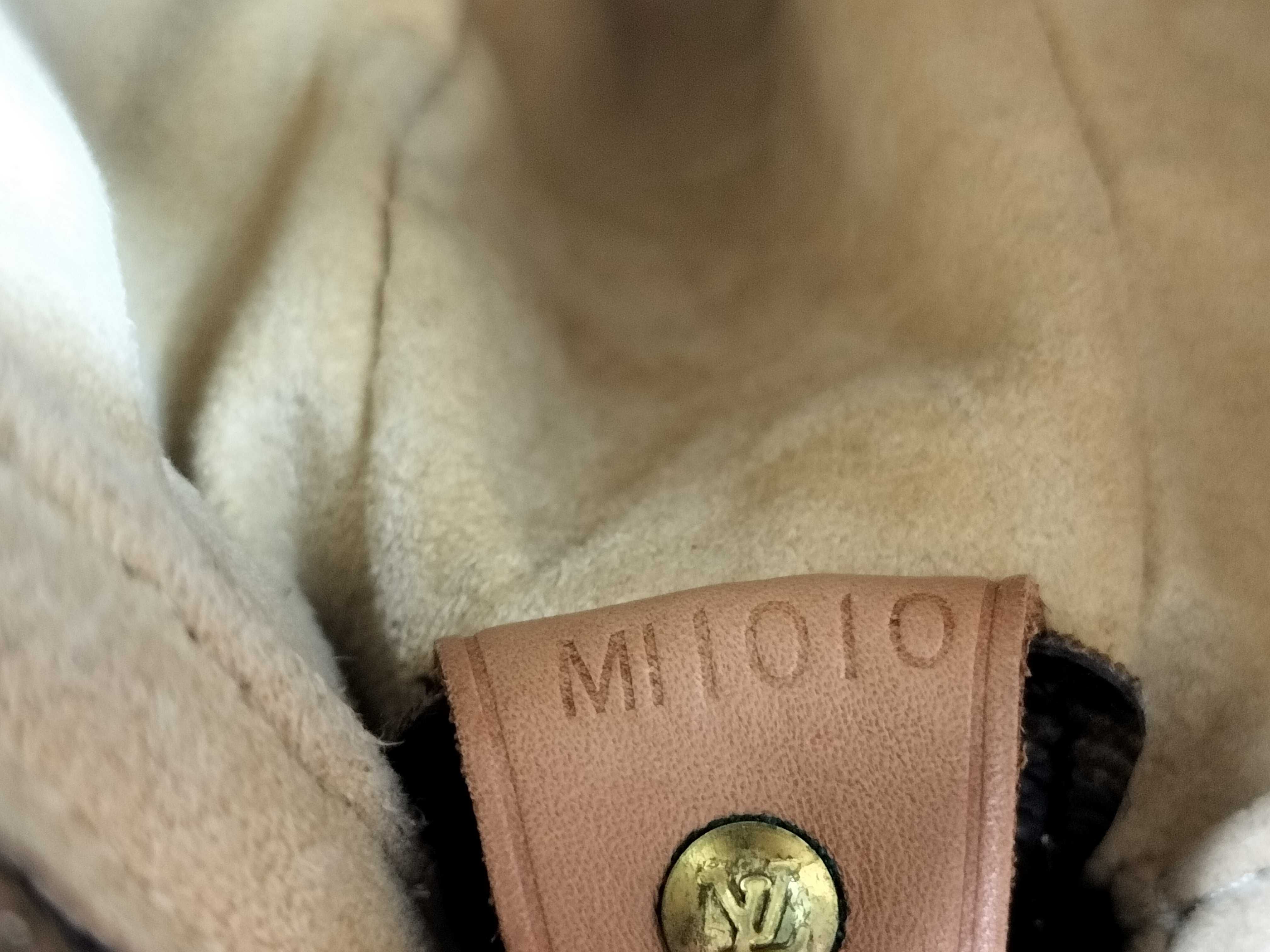 Monogram Louis Vuitton Looping GM Handbag — view 13
