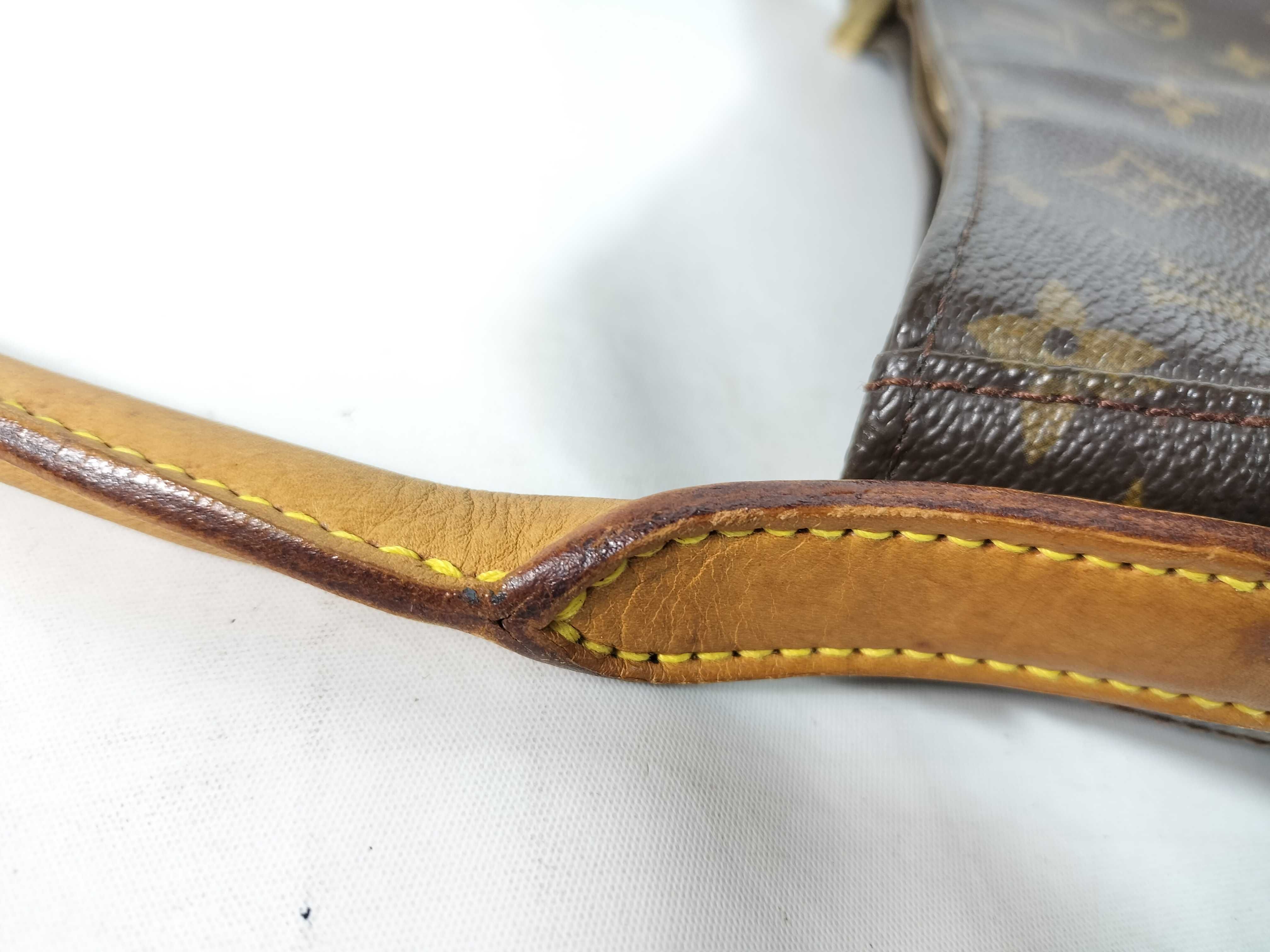 Monogram Louis Vuitton Looping GM Handbag — view 4