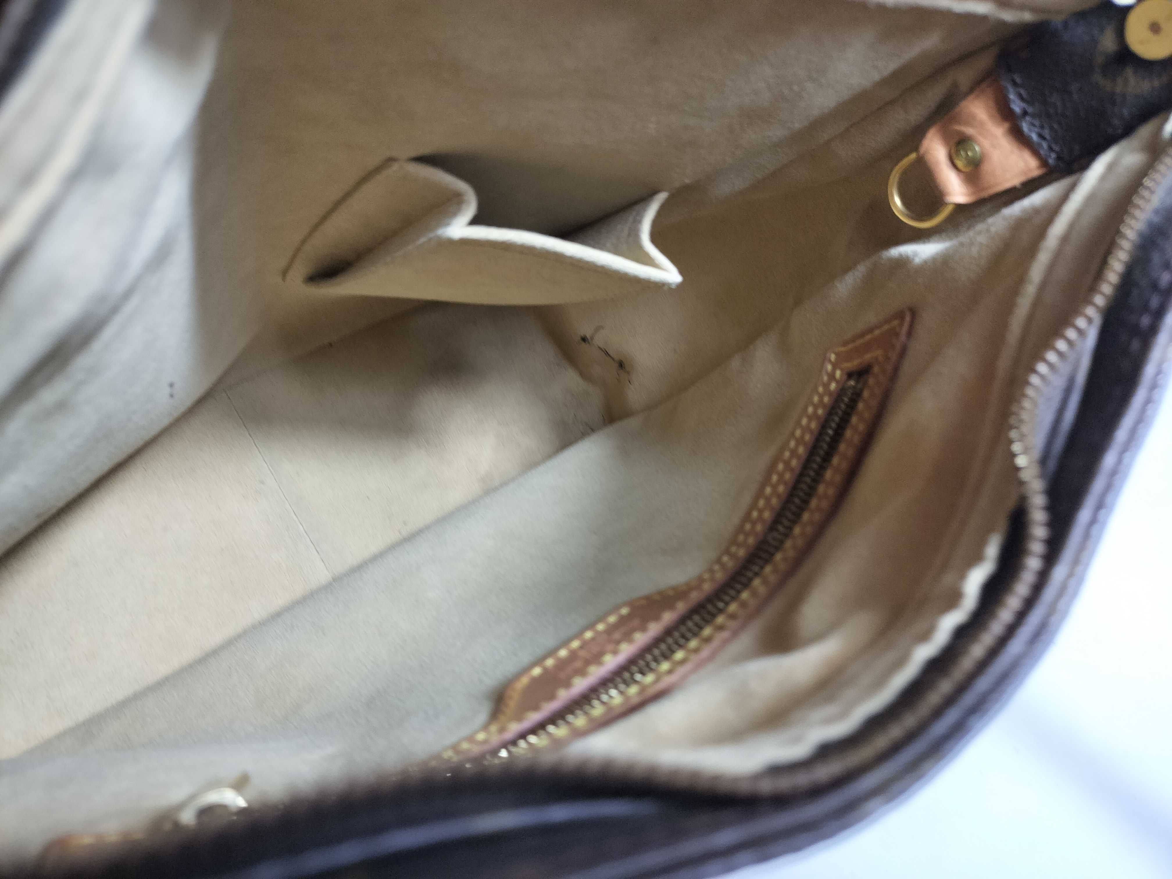 Monogram Louis Vuitton Looping GM Handbag — view 8