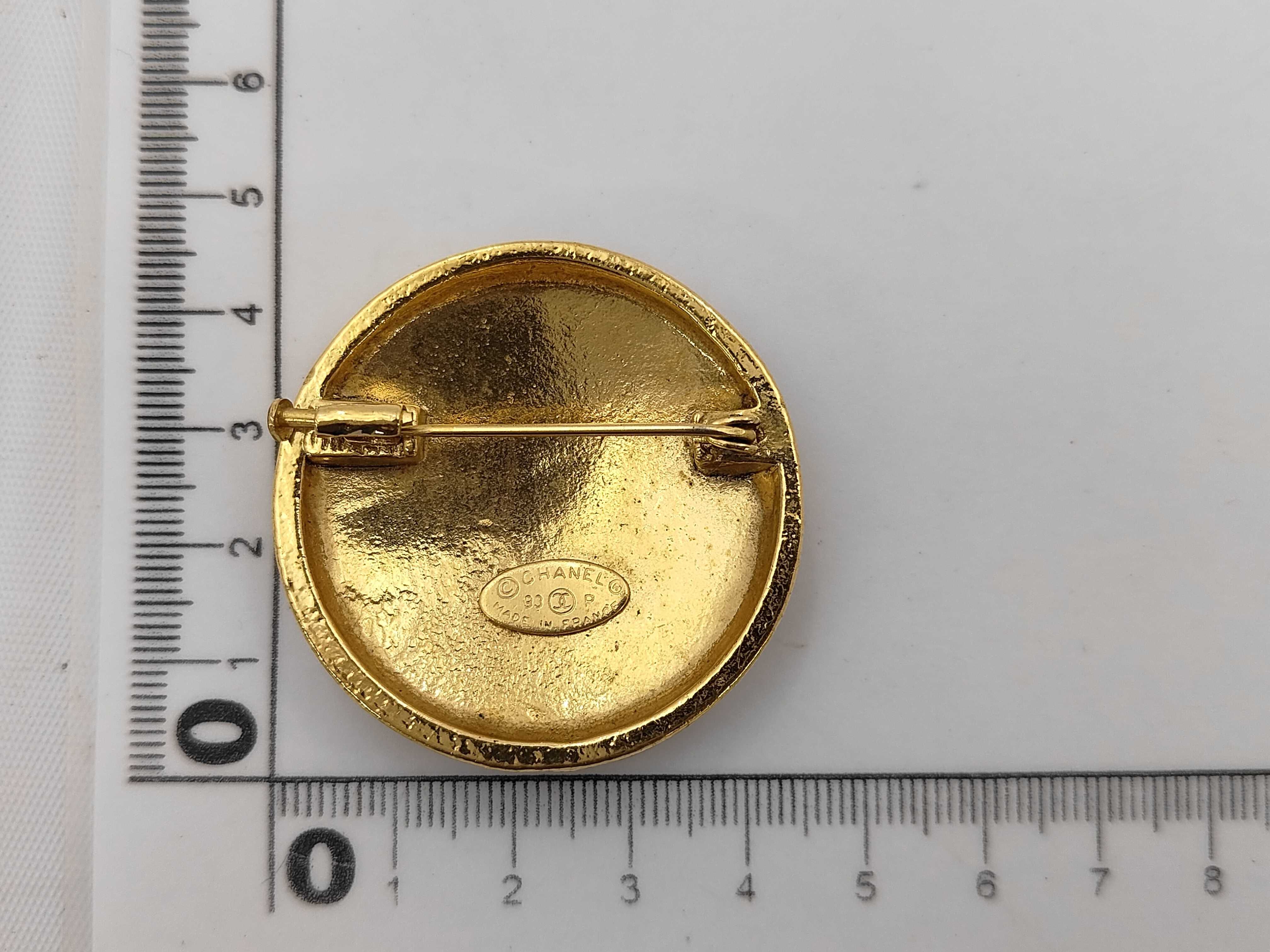 Coco Mark Matelassé Brooch 93P Brooch — view 5