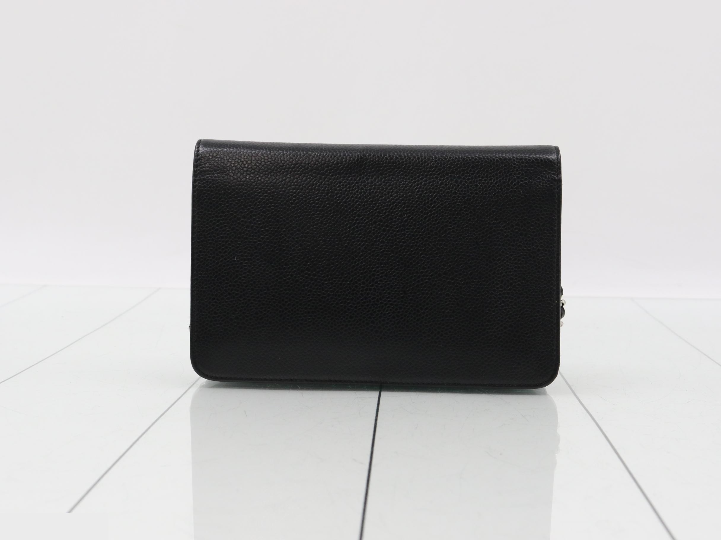 Caviar leather Coco Mark chain shoulder wallet — view 2