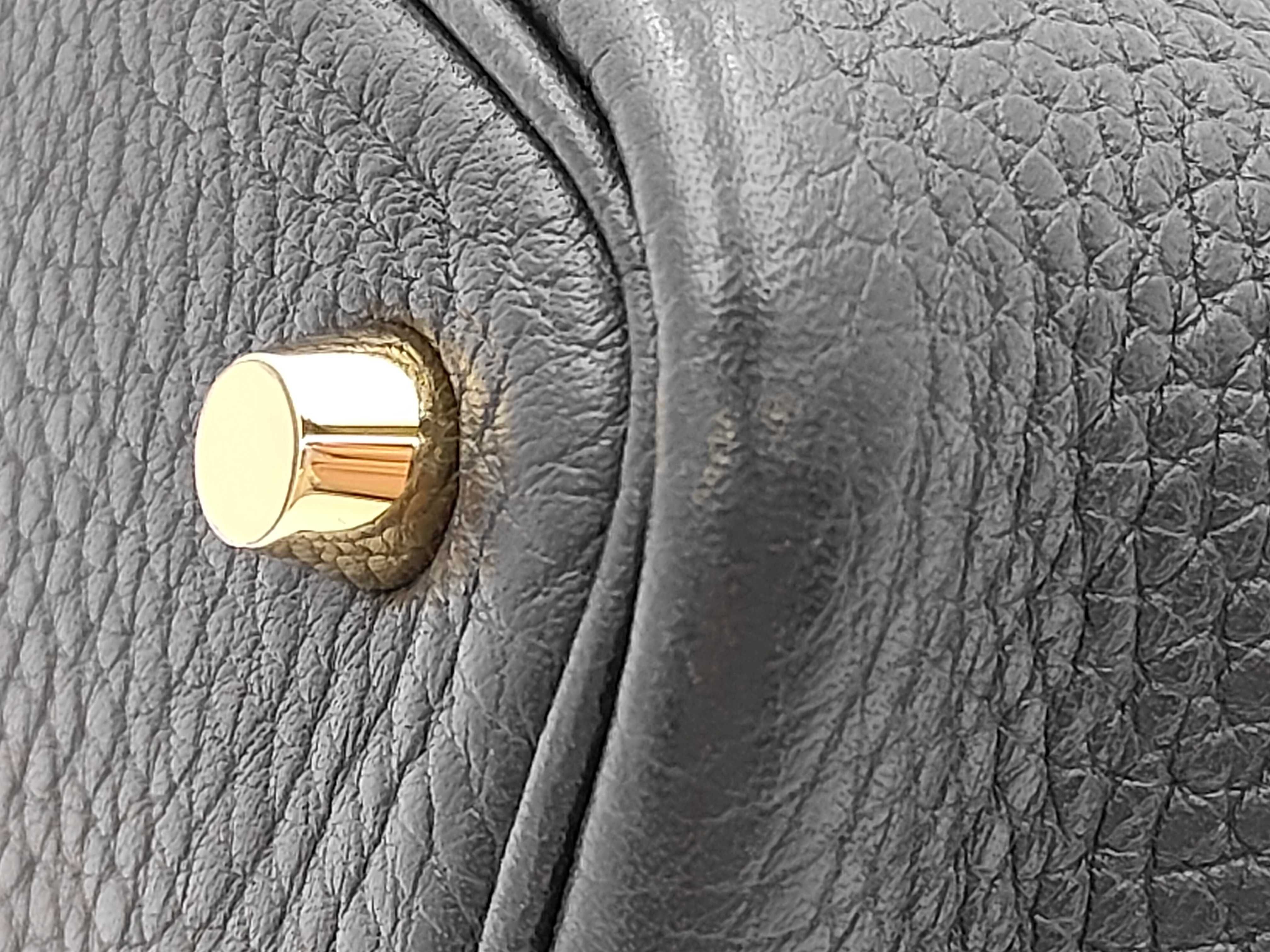 Picotin Lock 18 PM Taurillon Clemence Leather, Black with Gold Hardware, Model C: 2018, Handbag — view 6
