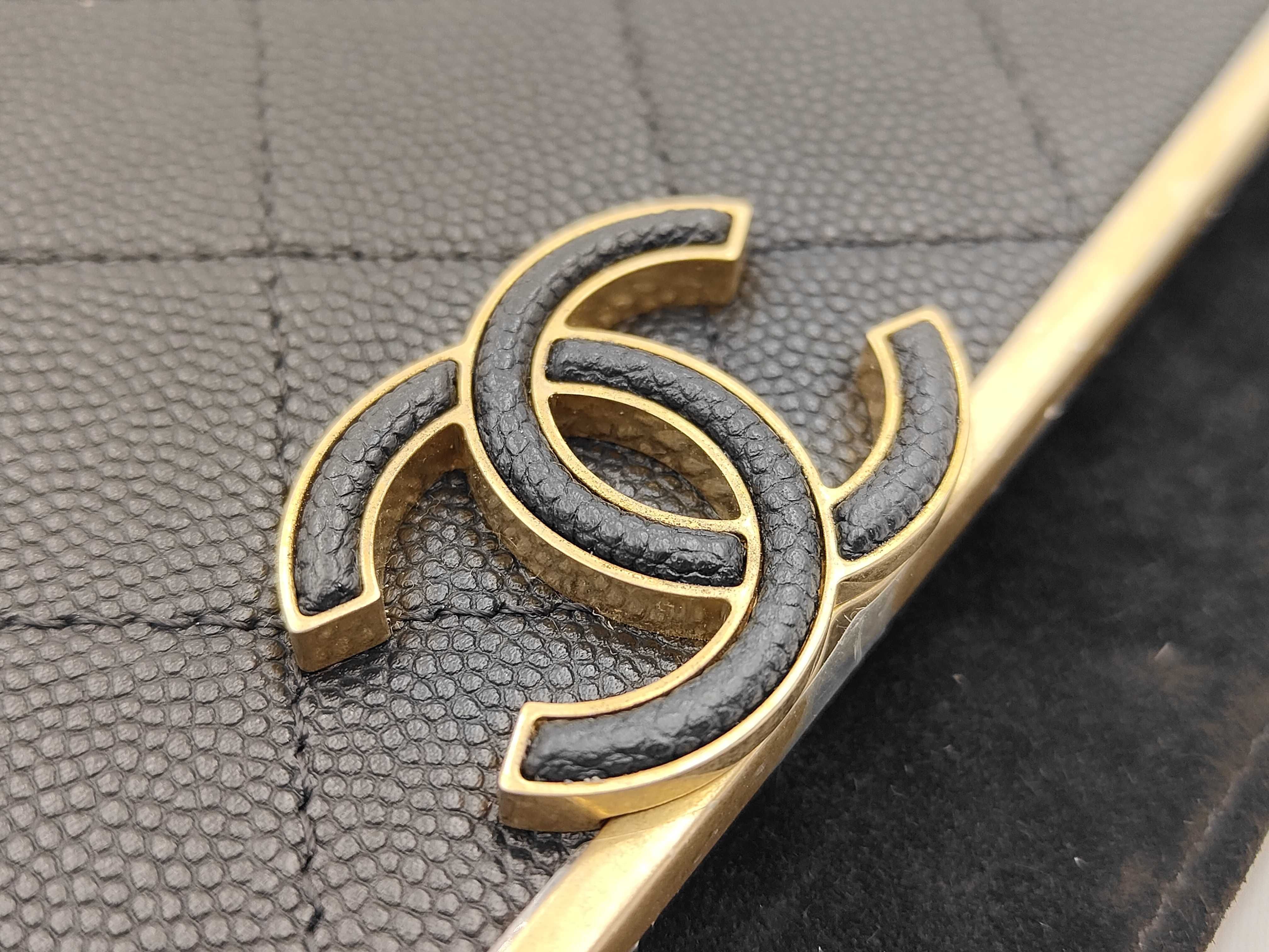 WOC Chain Bag Shoulder Bag — view 15