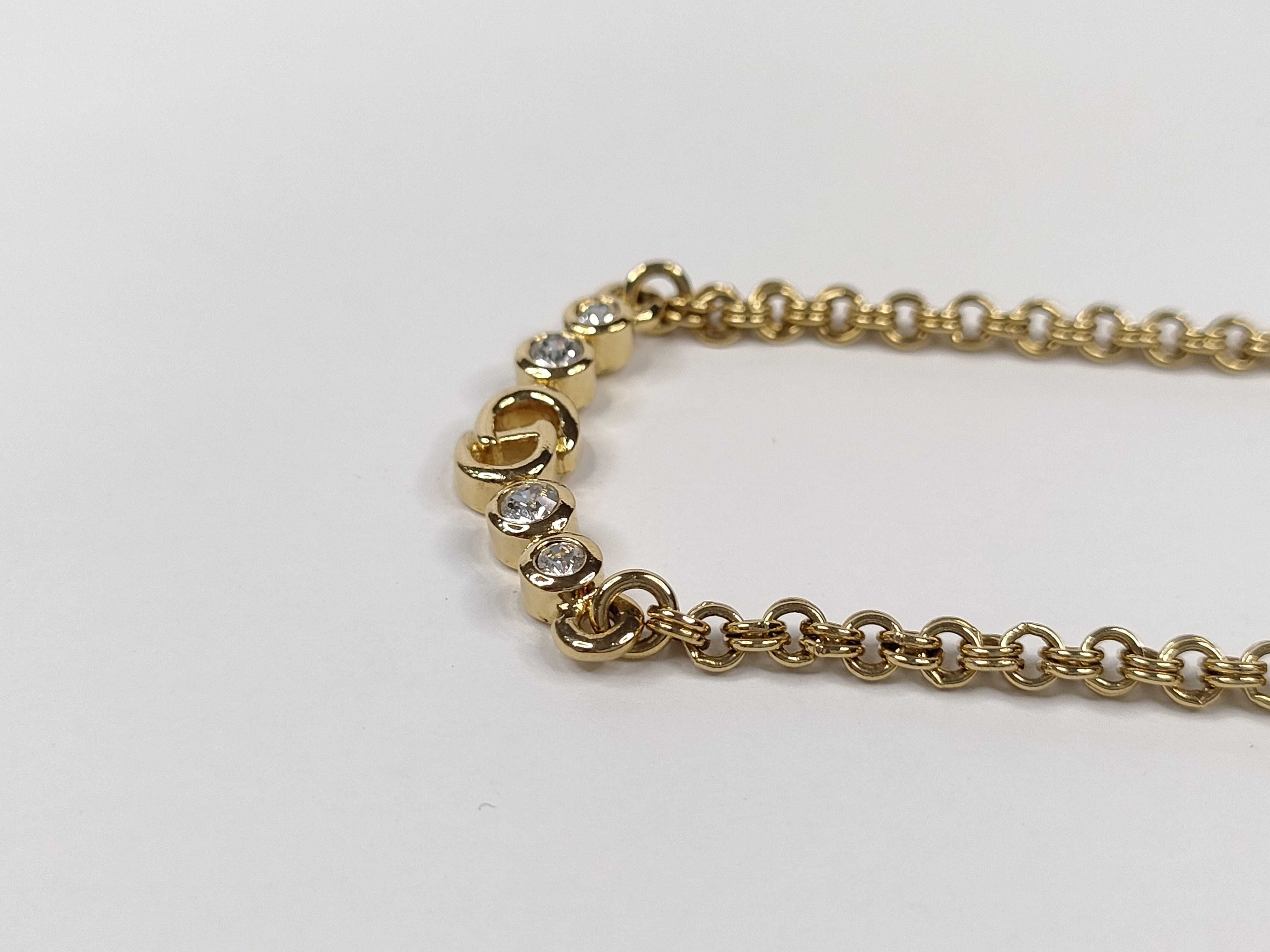 necklace — view 2