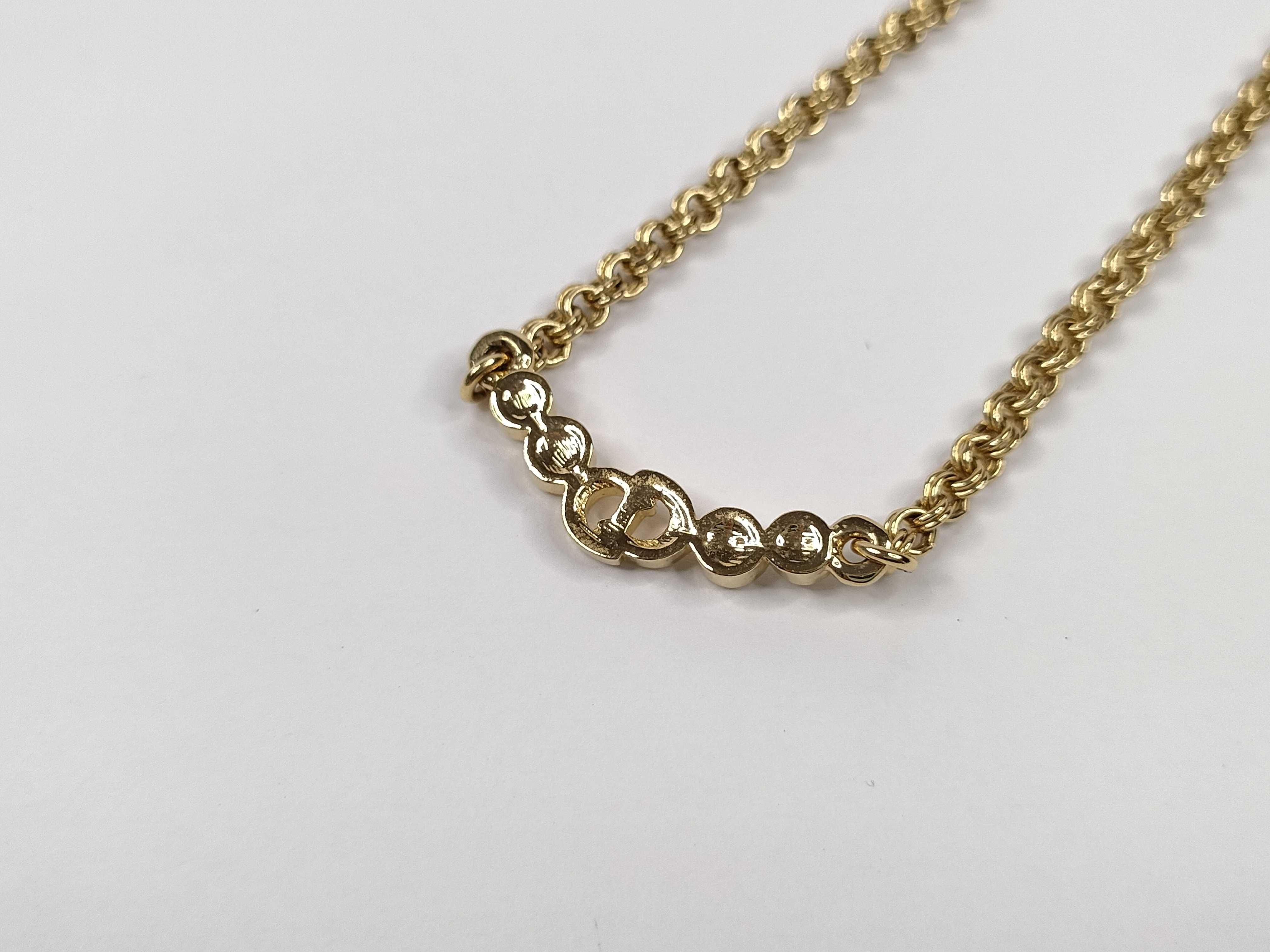 necklace — view 3