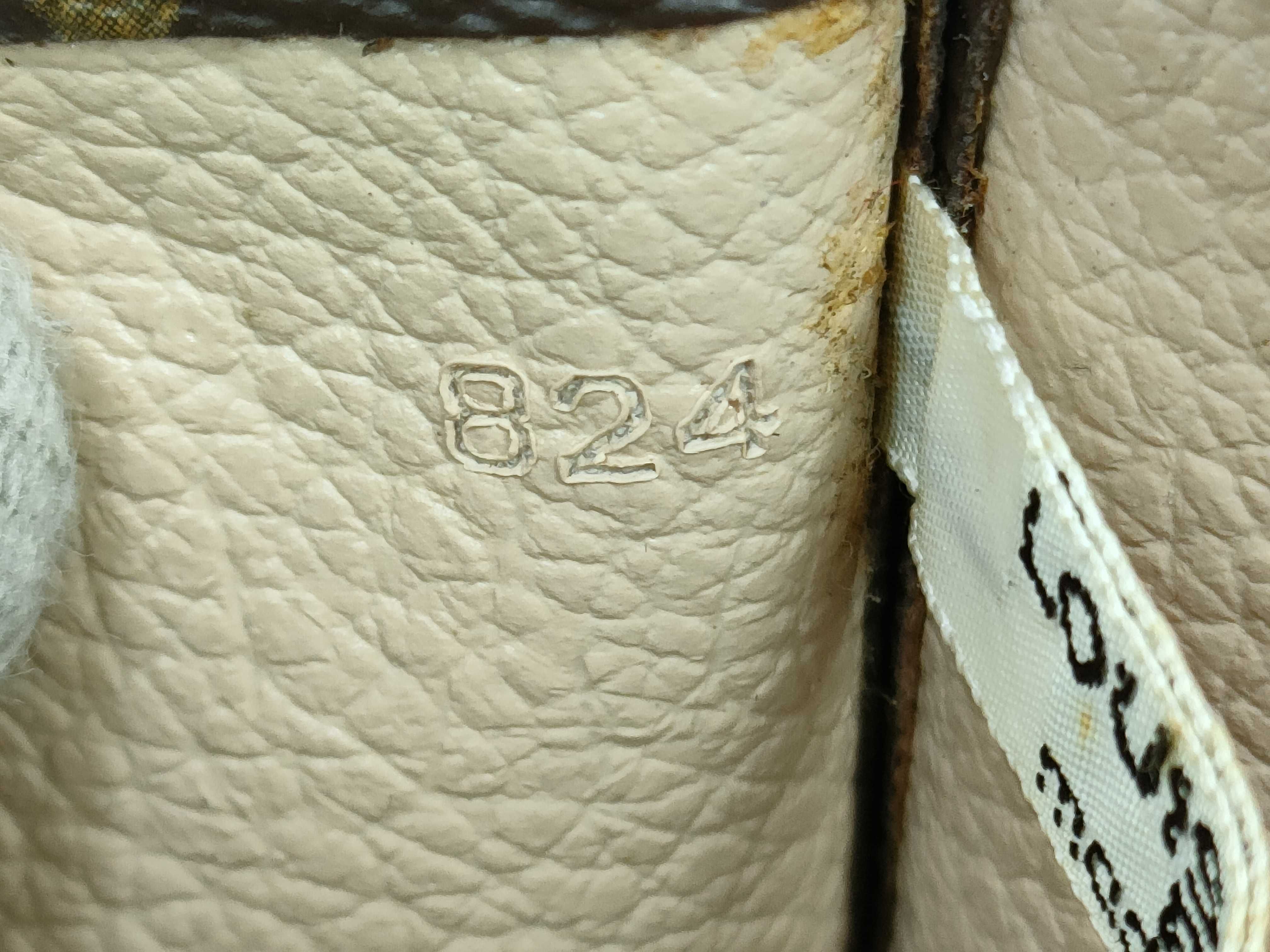 Monogram Vuitton Pouch — view 9