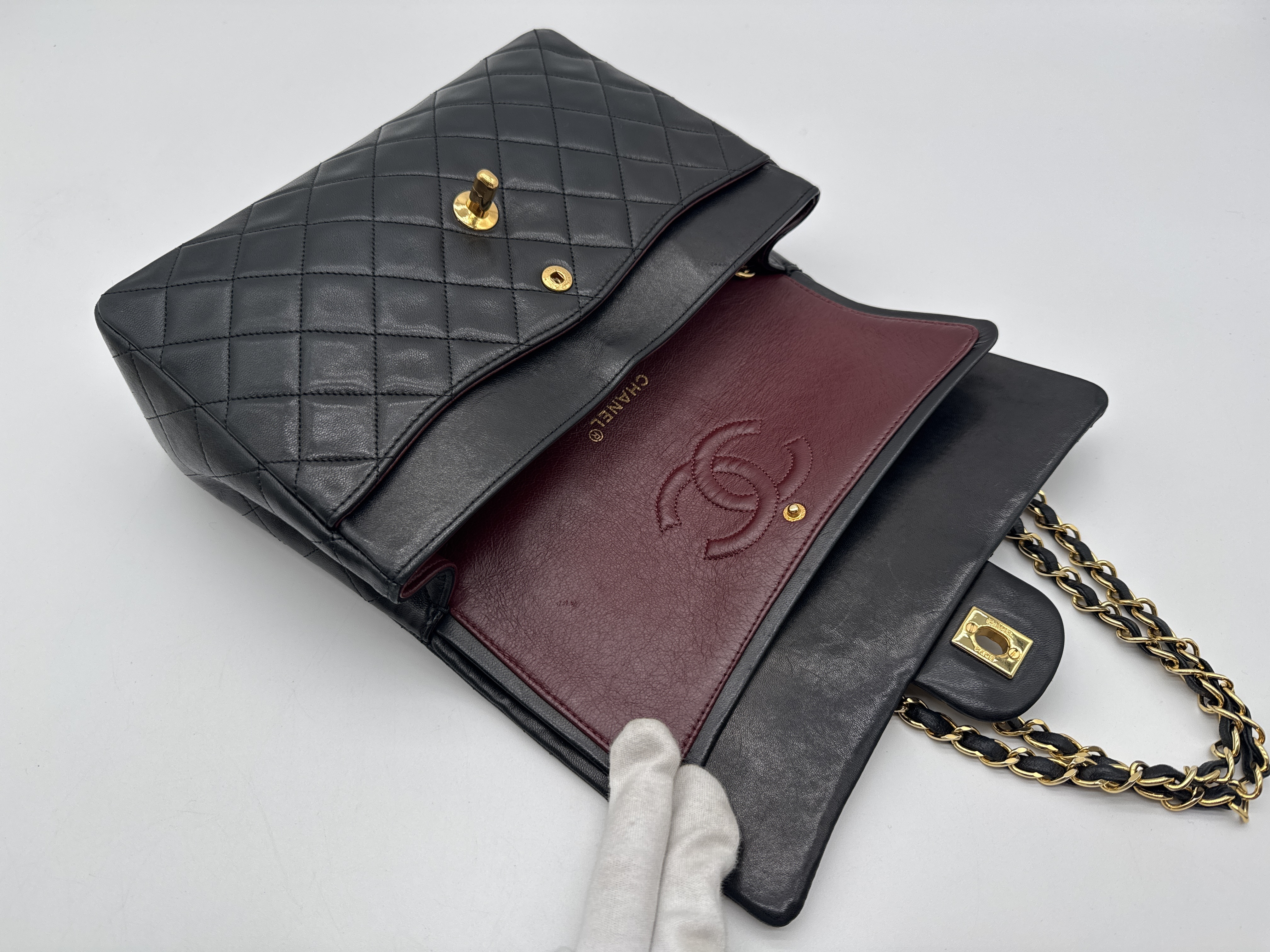 Matelassé Black Shoulder Bag — view 11