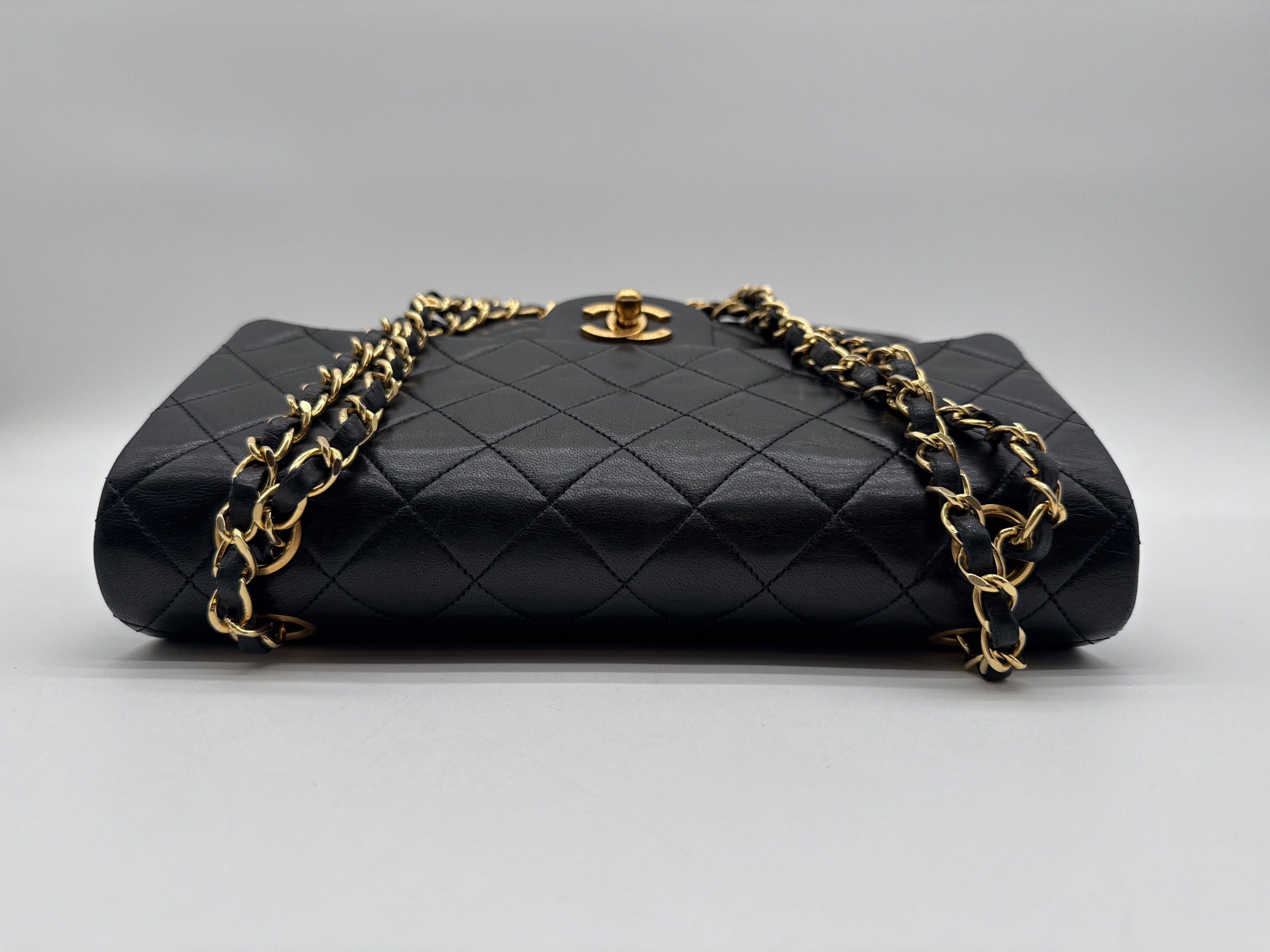 Matelassé Black Shoulder Bag — view 5