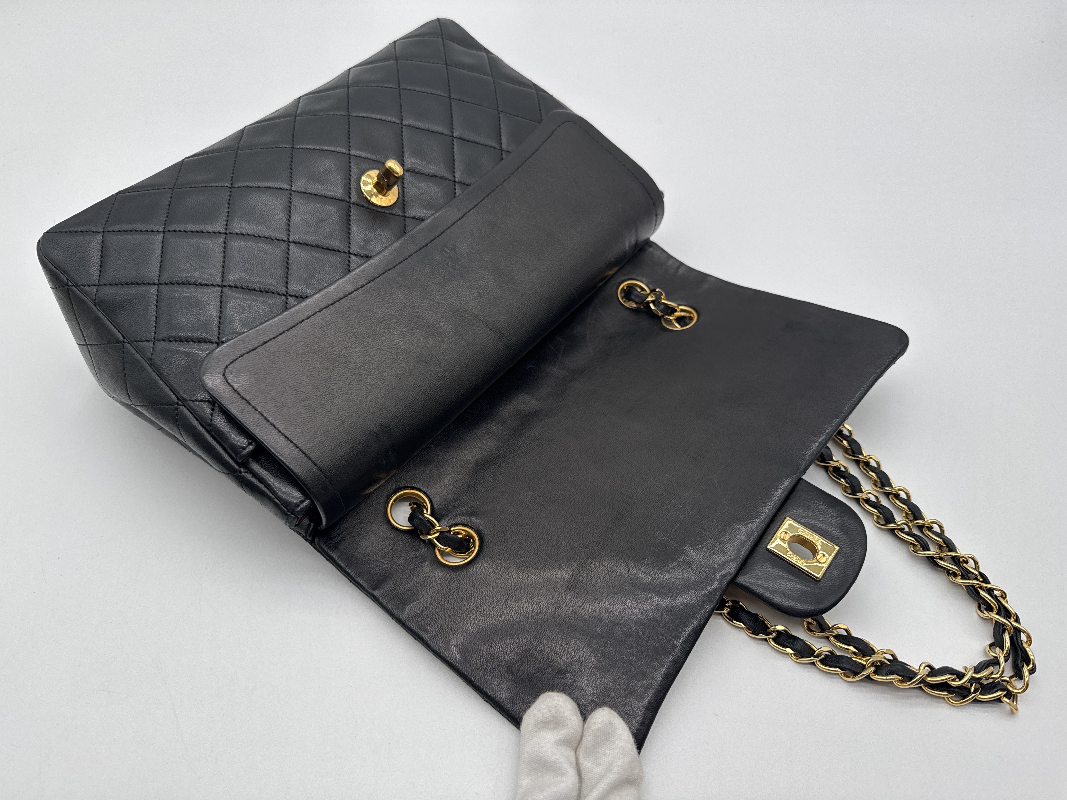Matelassé Black Shoulder Bag — view 10