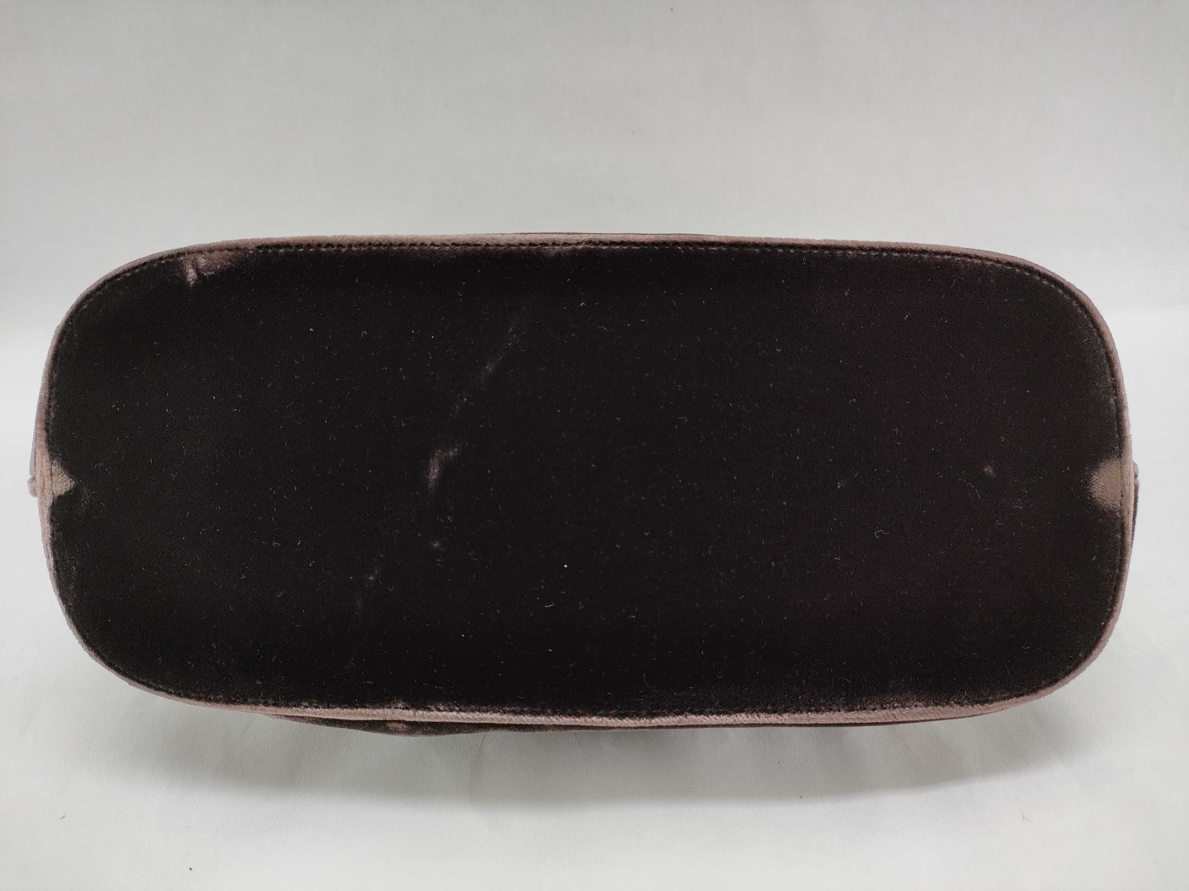 velour handbag, clasp-closure handbag — view 7