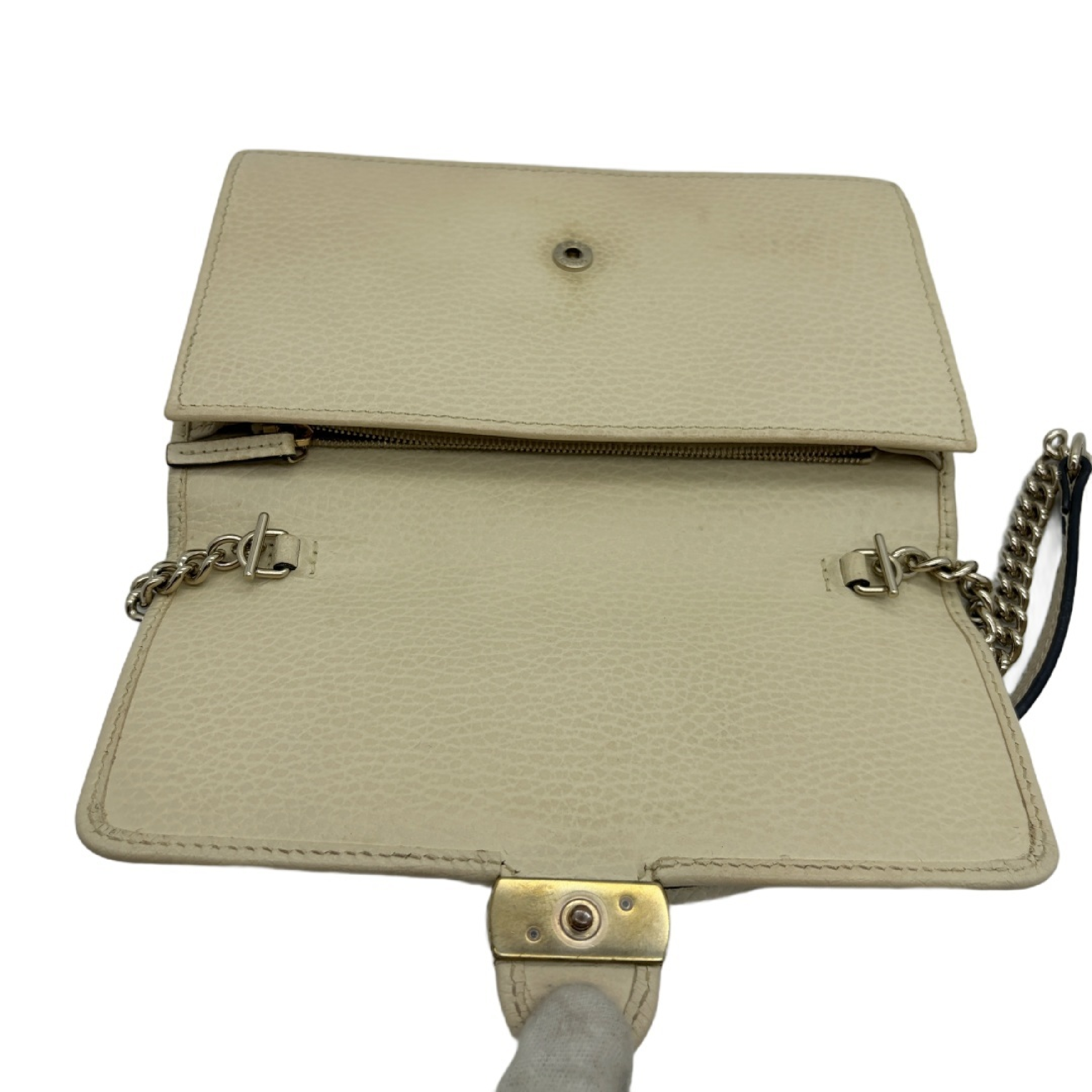 Interlocking Chain Shoulder Bag — view 11