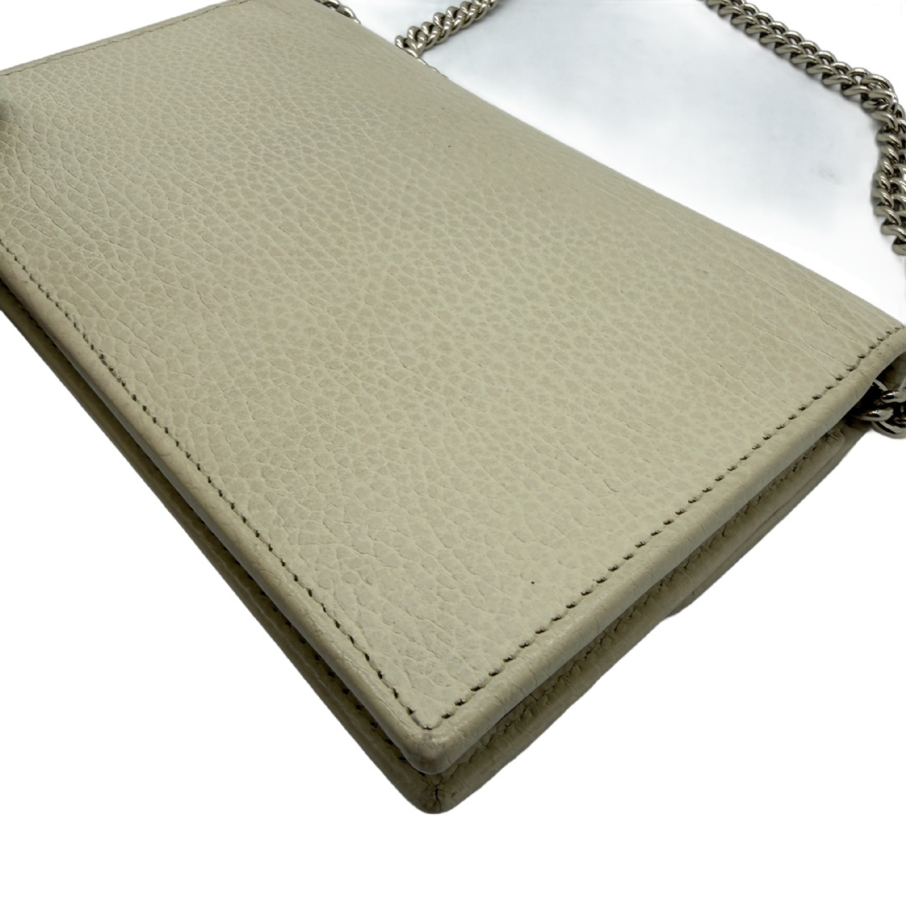Interlocking Chain Shoulder Bag — view 9