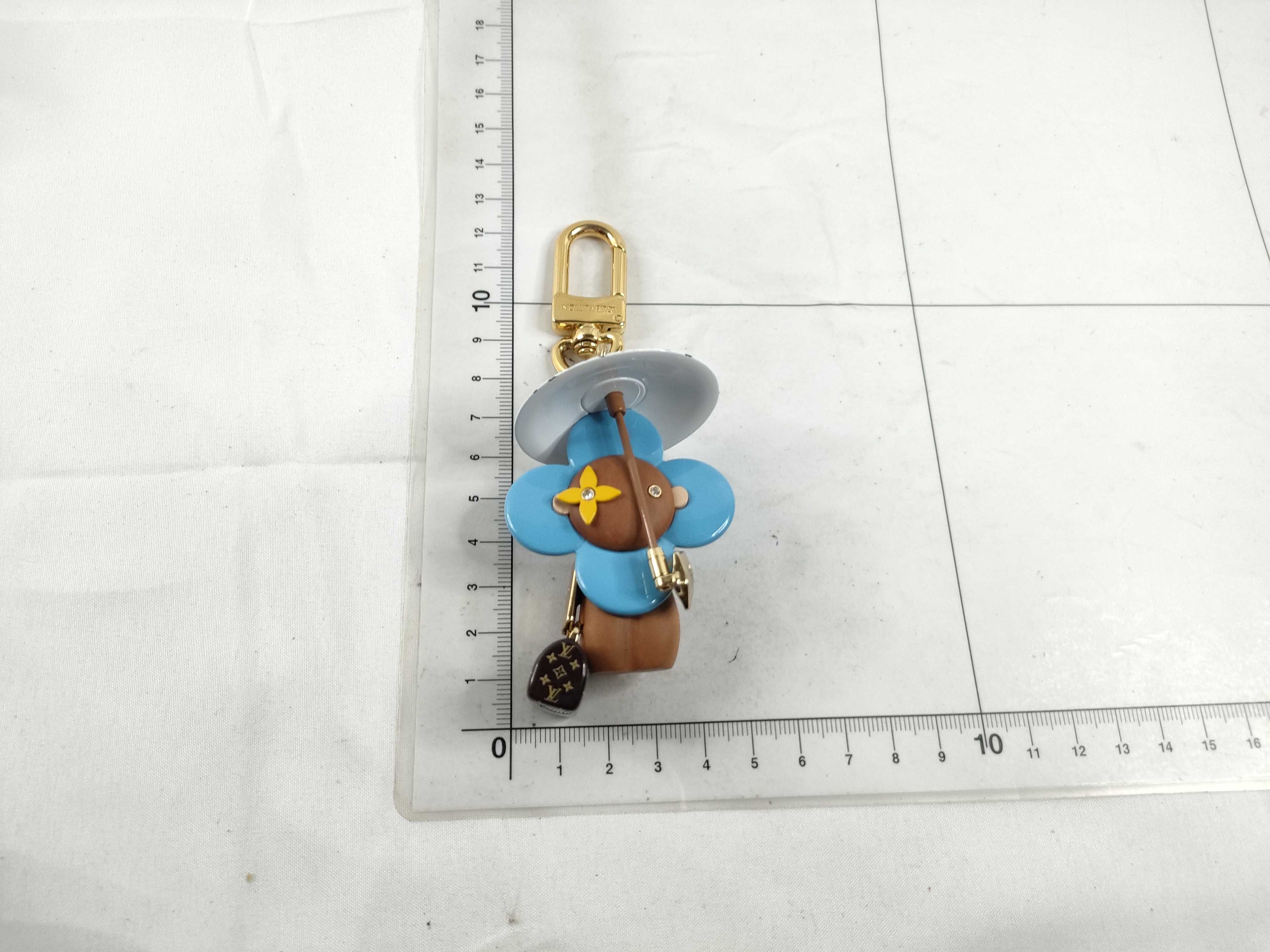 Vivienne Charm M00504 — view 9