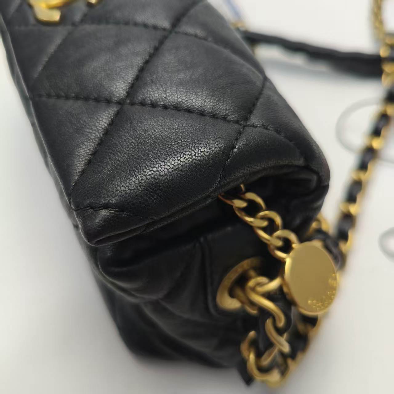 【*Shipped from: China*】CHANEL Lambskin Shoulder Bag — view 9